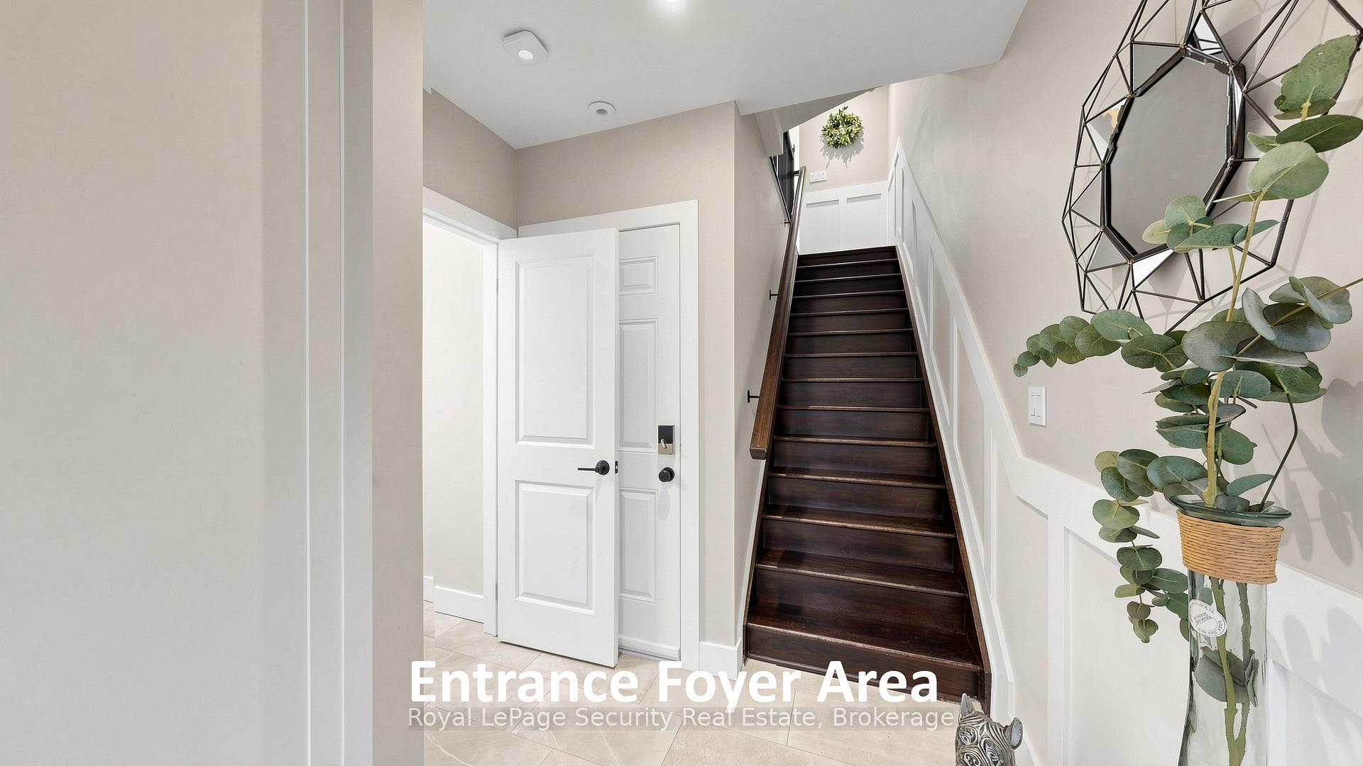 Photo 5 of 1830 Burnhamthorpe Road E, Mississauga, Applewood — HOMEH