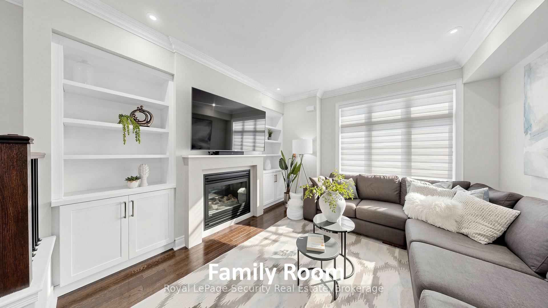 Photo 13 of 1830 Burnhamthorpe Road E, Mississauga, Applewood — HOMEH