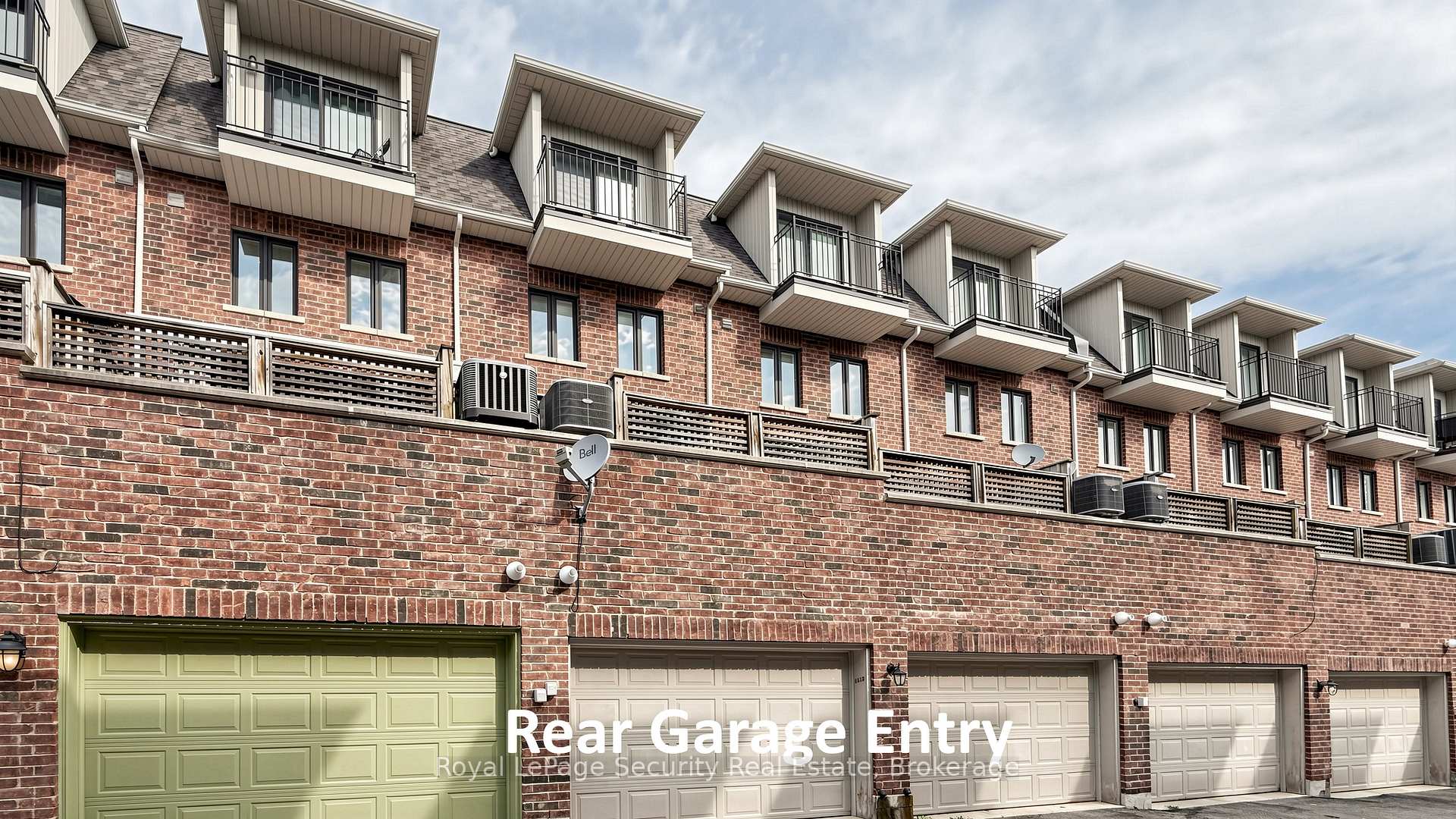 Photo 37 of 1830 Burnhamthorpe Road E, Mississauga, Applewood — HOMEH
