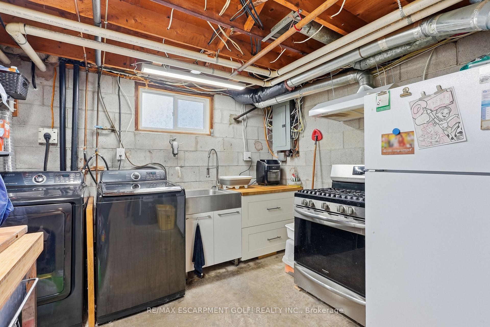 Photo 40 of 377 Carson Drive, Hamilton, Lisgar — HOMEH