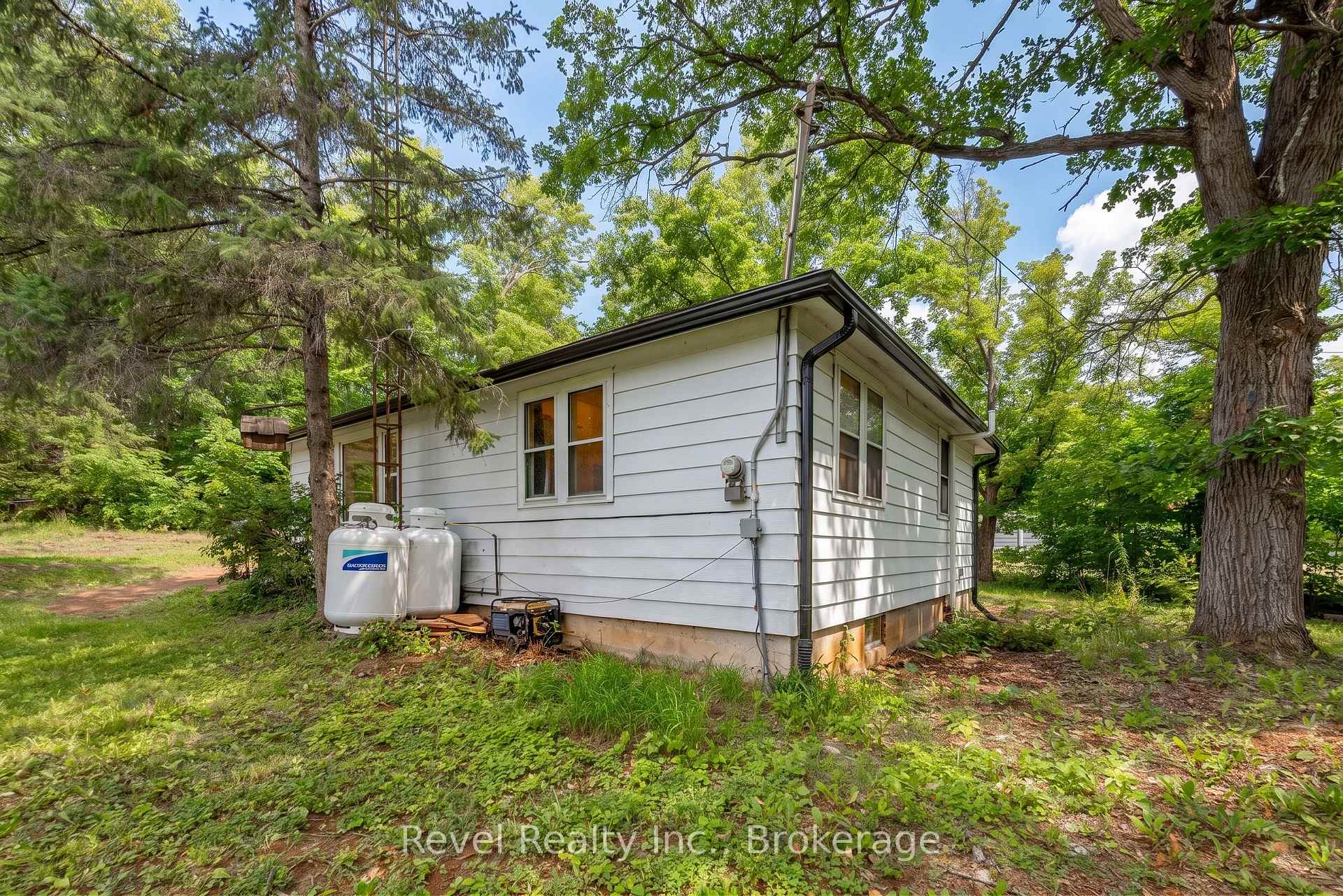 Photo 15 of 4 Gypsy Point Road, Trent Lakes — HOMEH