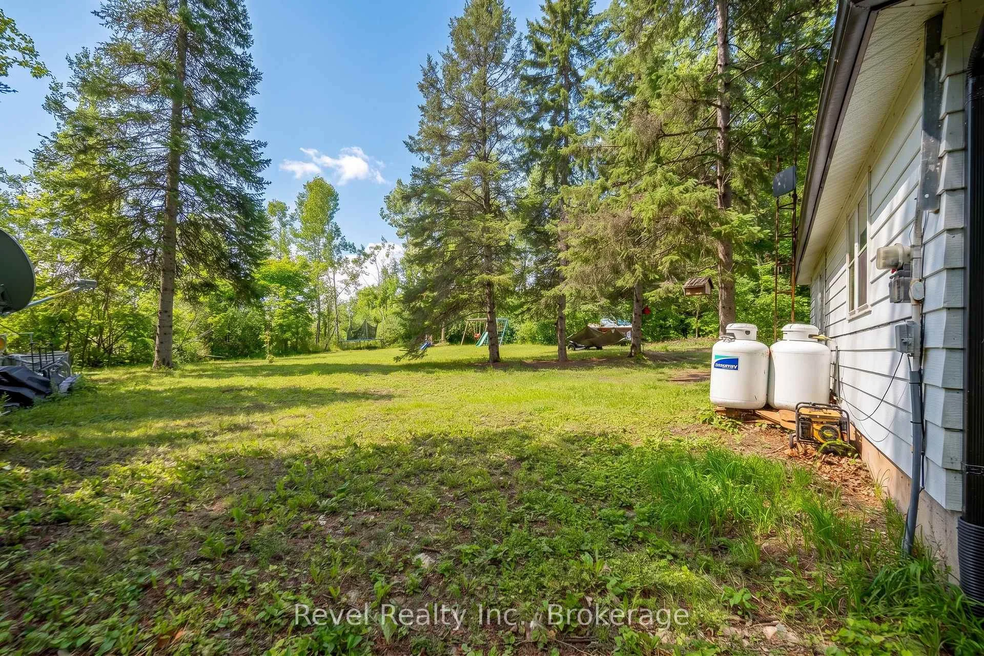 Photo 17 of 4 Gypsy Point Road, Trent Lakes — HOMEH
