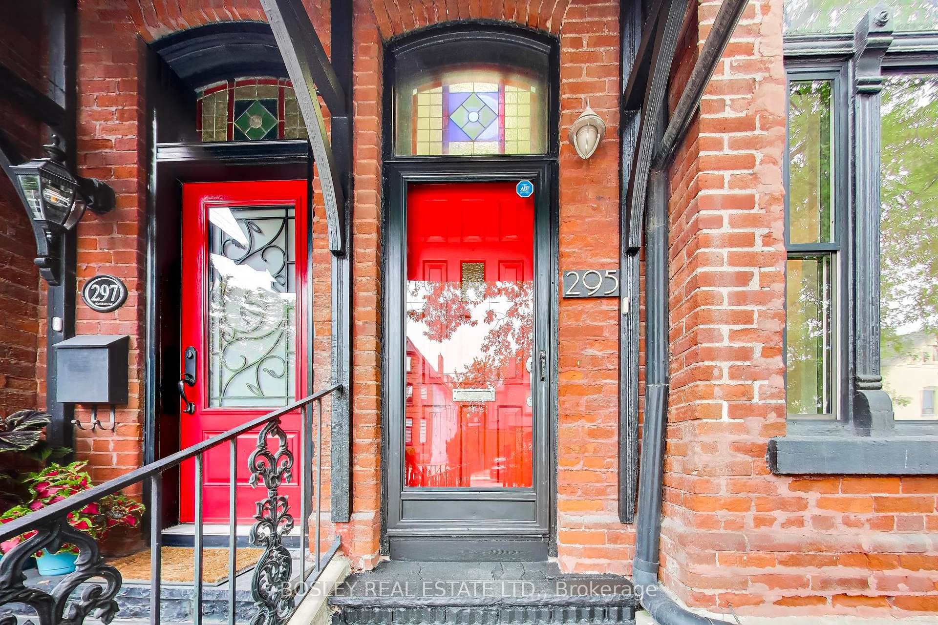 Photo 93 of 295 Seaton Street, Toronto, Moss Park — HOMEH