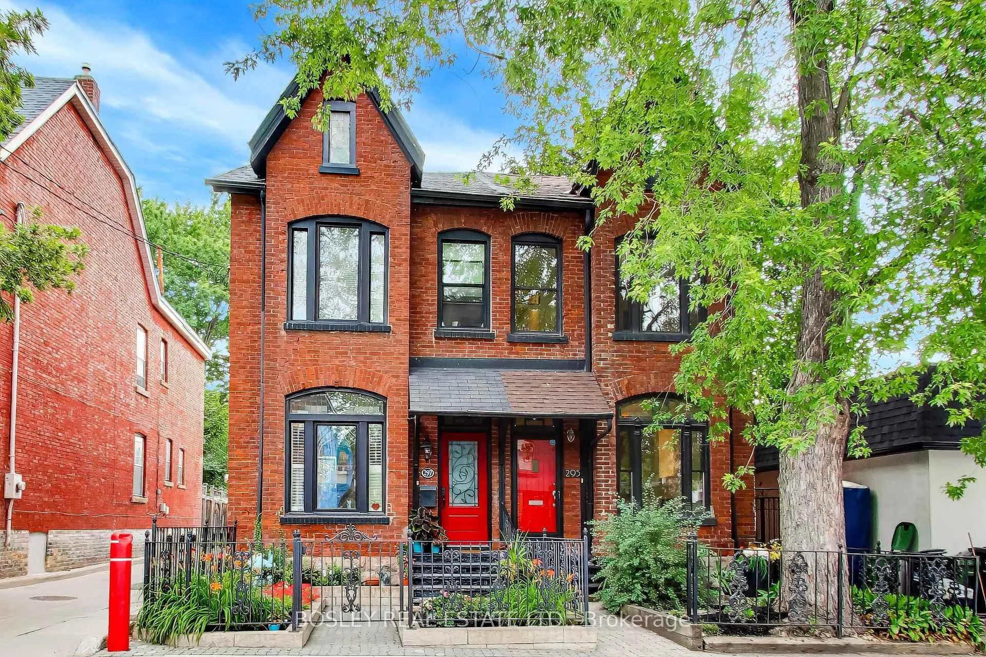 Photo 1 of 295 Seaton Street, Toronto, Moss Park — HOMEH