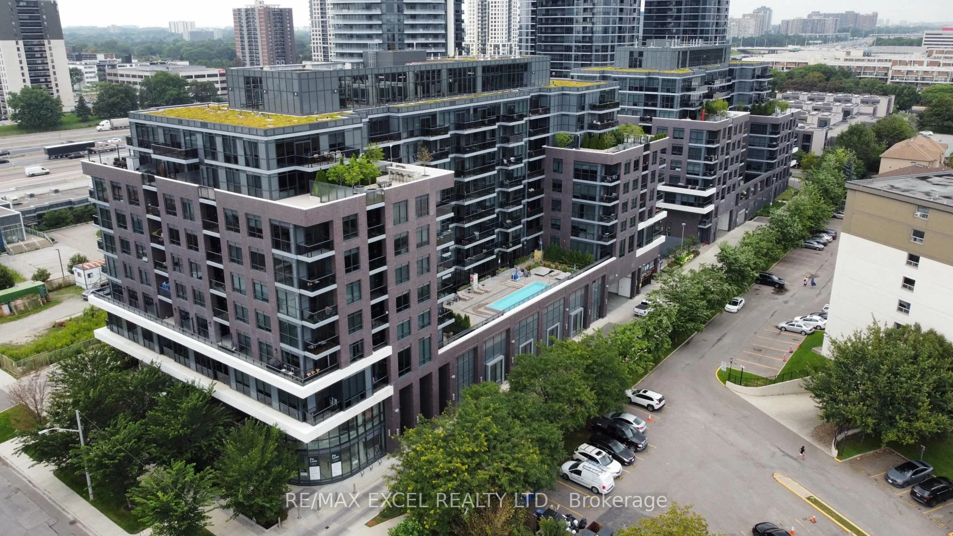 Photo 3 of Unit 1013, 10 Gibbs Road, Etobicoke, Islington-City Centre West — HOMEH
