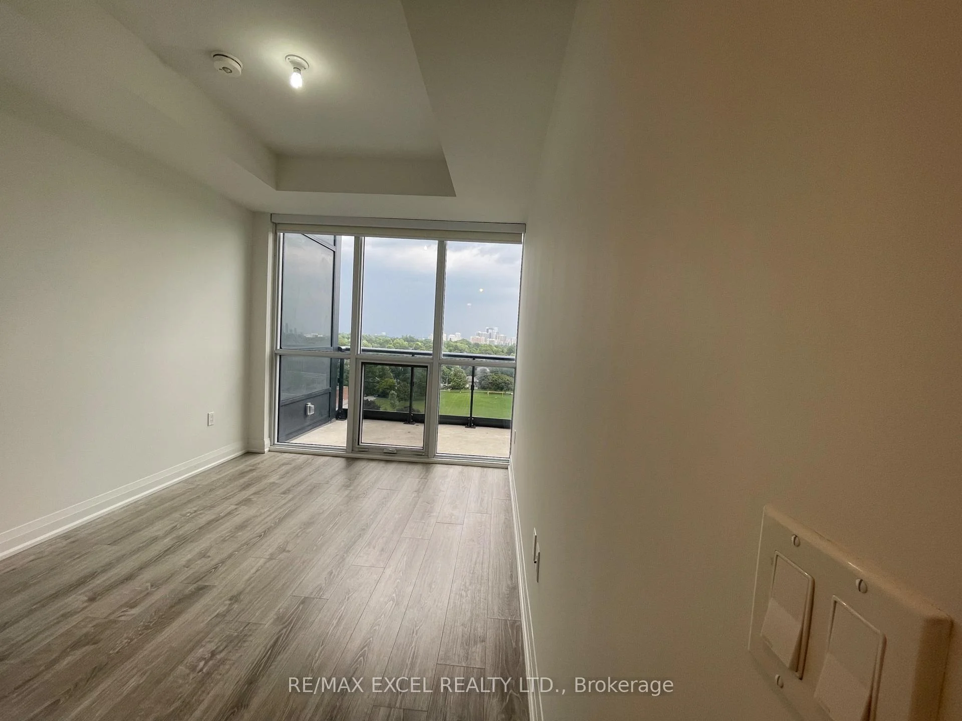 Photo 10 of Unit 1013, 10 Gibbs Road, Etobicoke, Islington-City Centre West — HOMEH