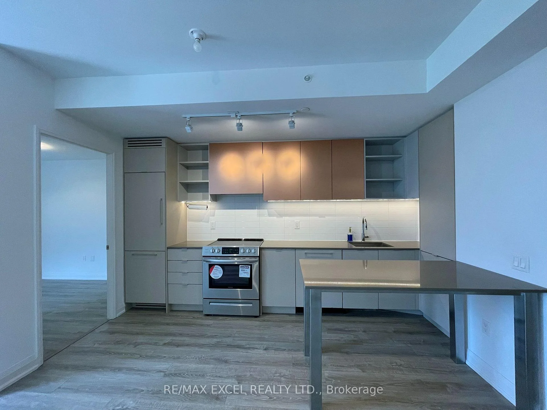 Photo 19 of Unit 1013, 10 Gibbs Road, Etobicoke, Islington-City Centre West — HOMEH