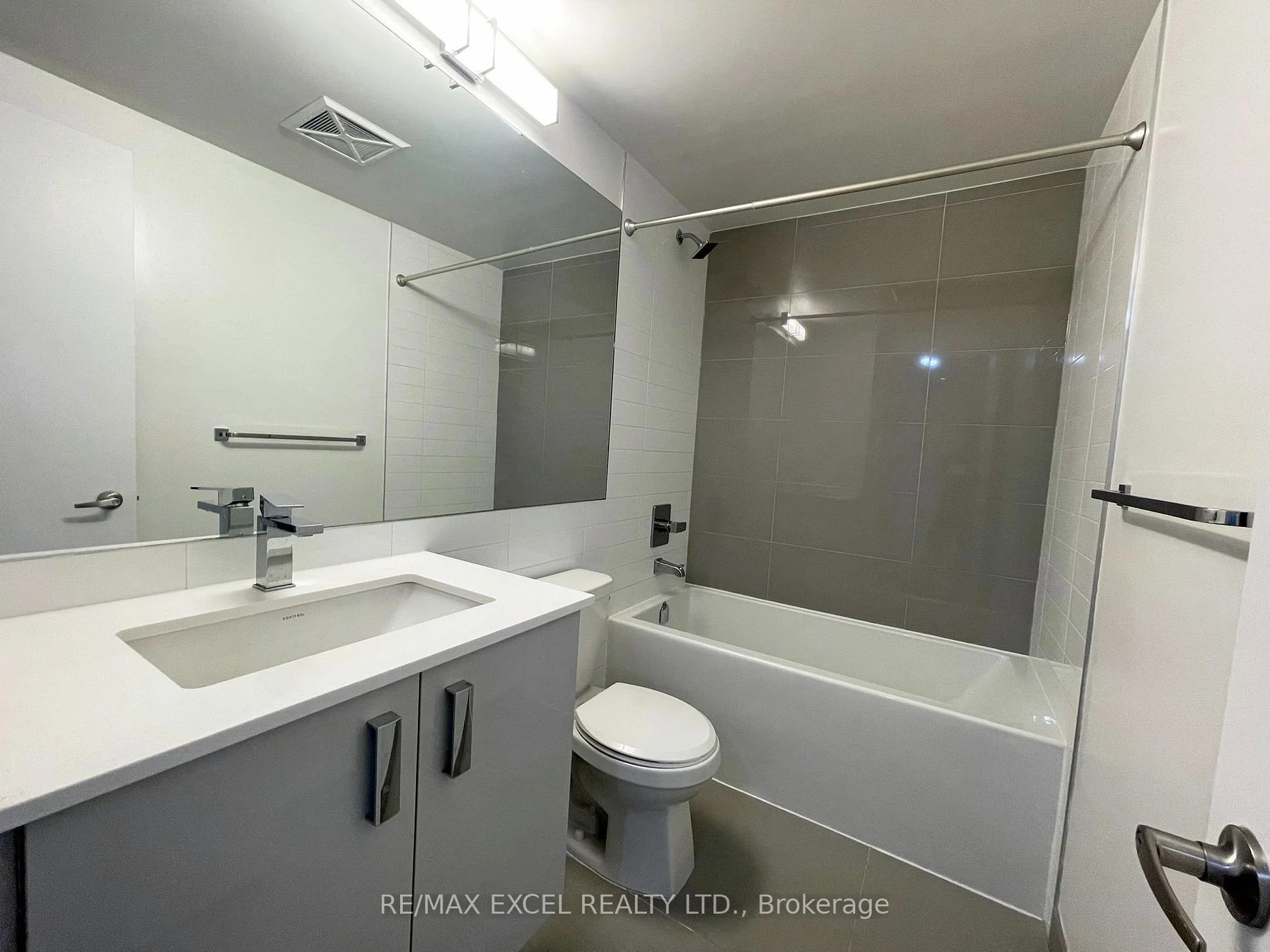Photo 24 of Unit 1013, 10 Gibbs Road, Etobicoke, Islington-City Centre West — HOMEH