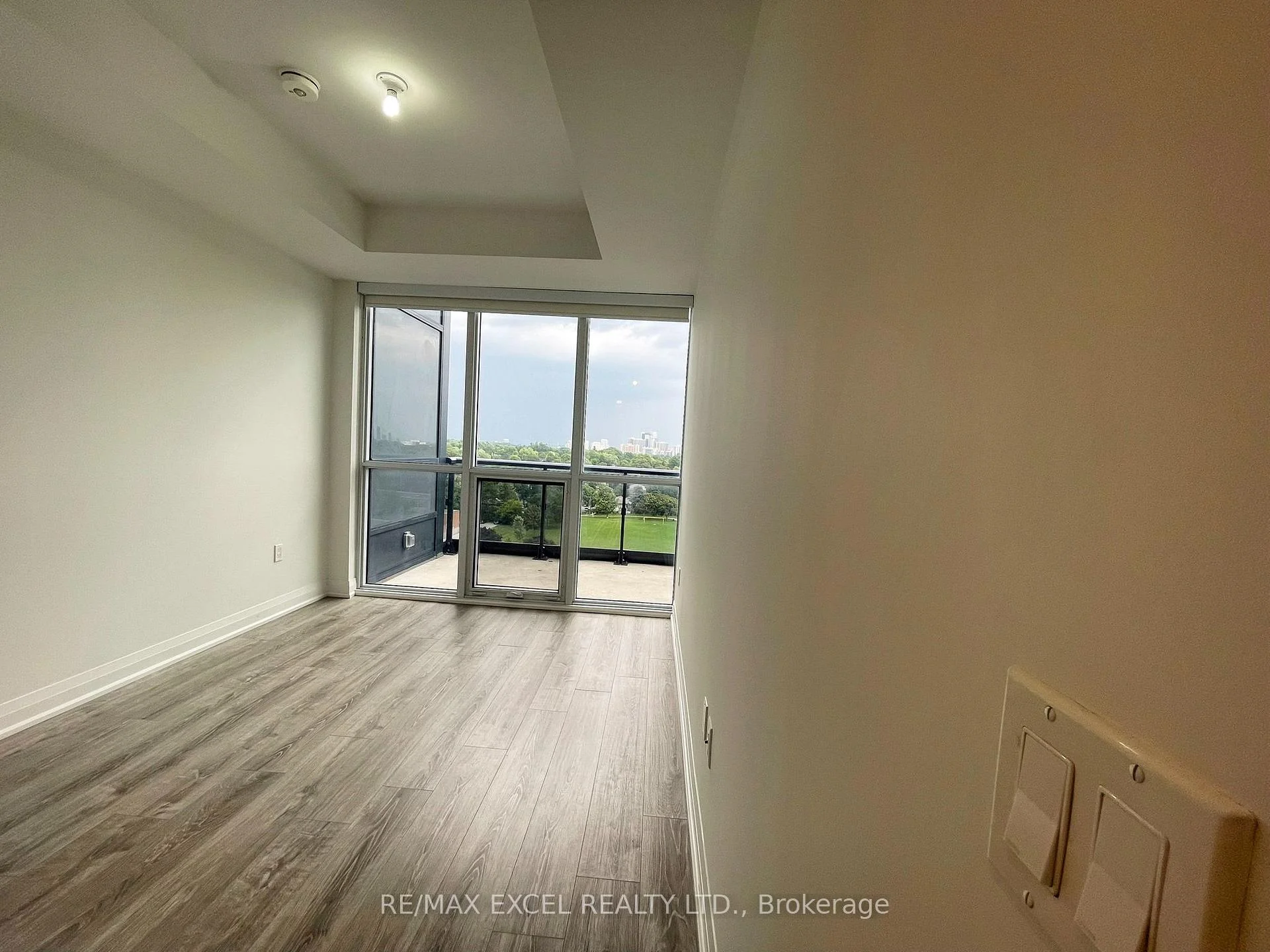 Photo 25 of Unit 1013, 10 Gibbs Road, Etobicoke, Islington-City Centre West — HOMEH