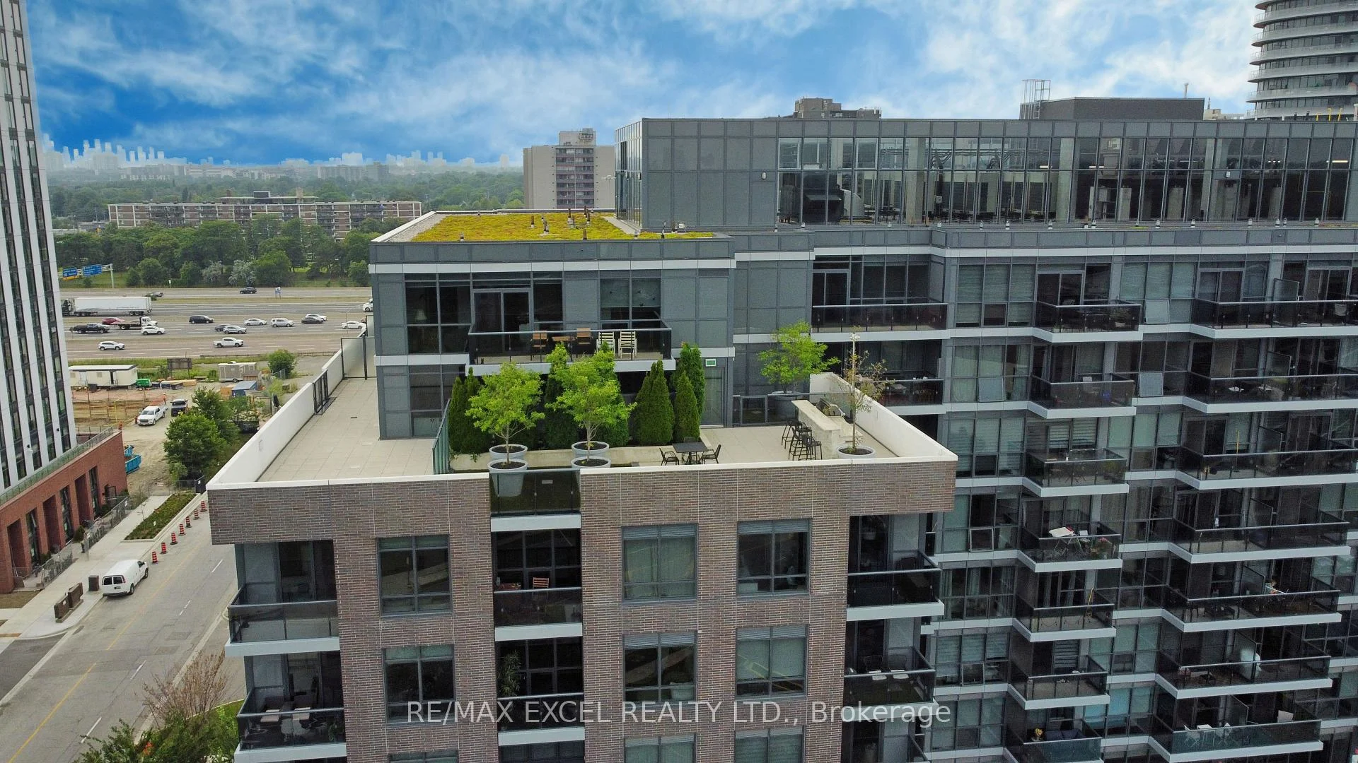 Photo 34 of Unit 1013, 10 Gibbs Road, Etobicoke, Islington-City Centre West — HOMEH