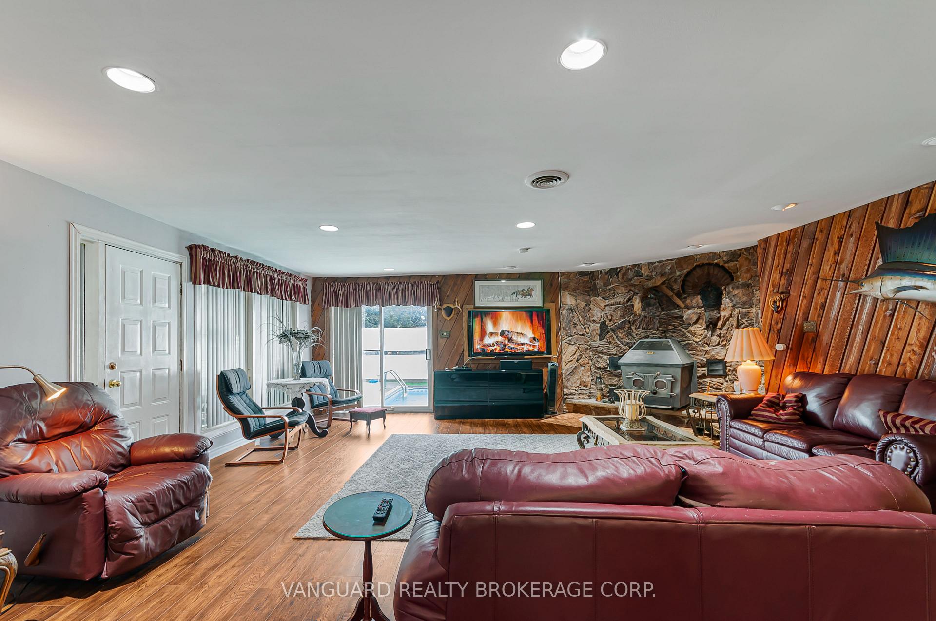 Photo 31 of 4417 Concession 7, Bradford West Gwillimbury, Bond Head — HOMEH