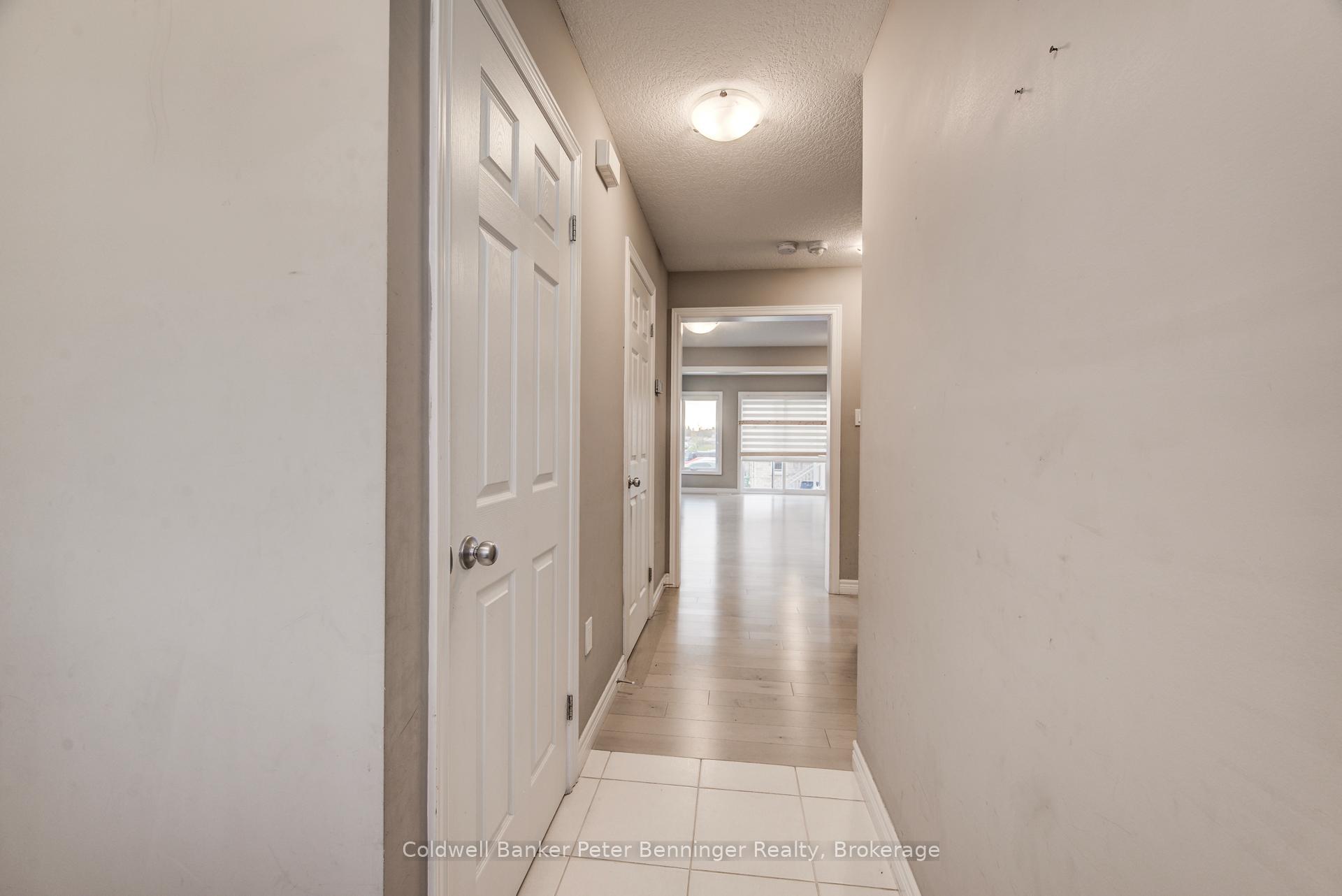 Photo 8 of 77 John Brabson Crescent, Guelph, Kortright East — HOMEH