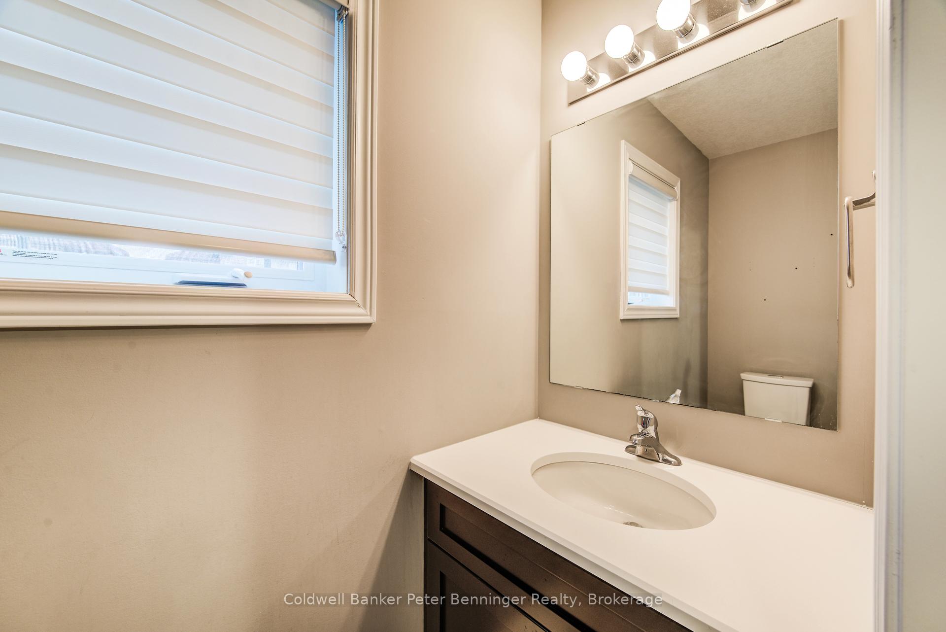 Photo 10 of 77 John Brabson Crescent, Guelph, Kortright East — HOMEH