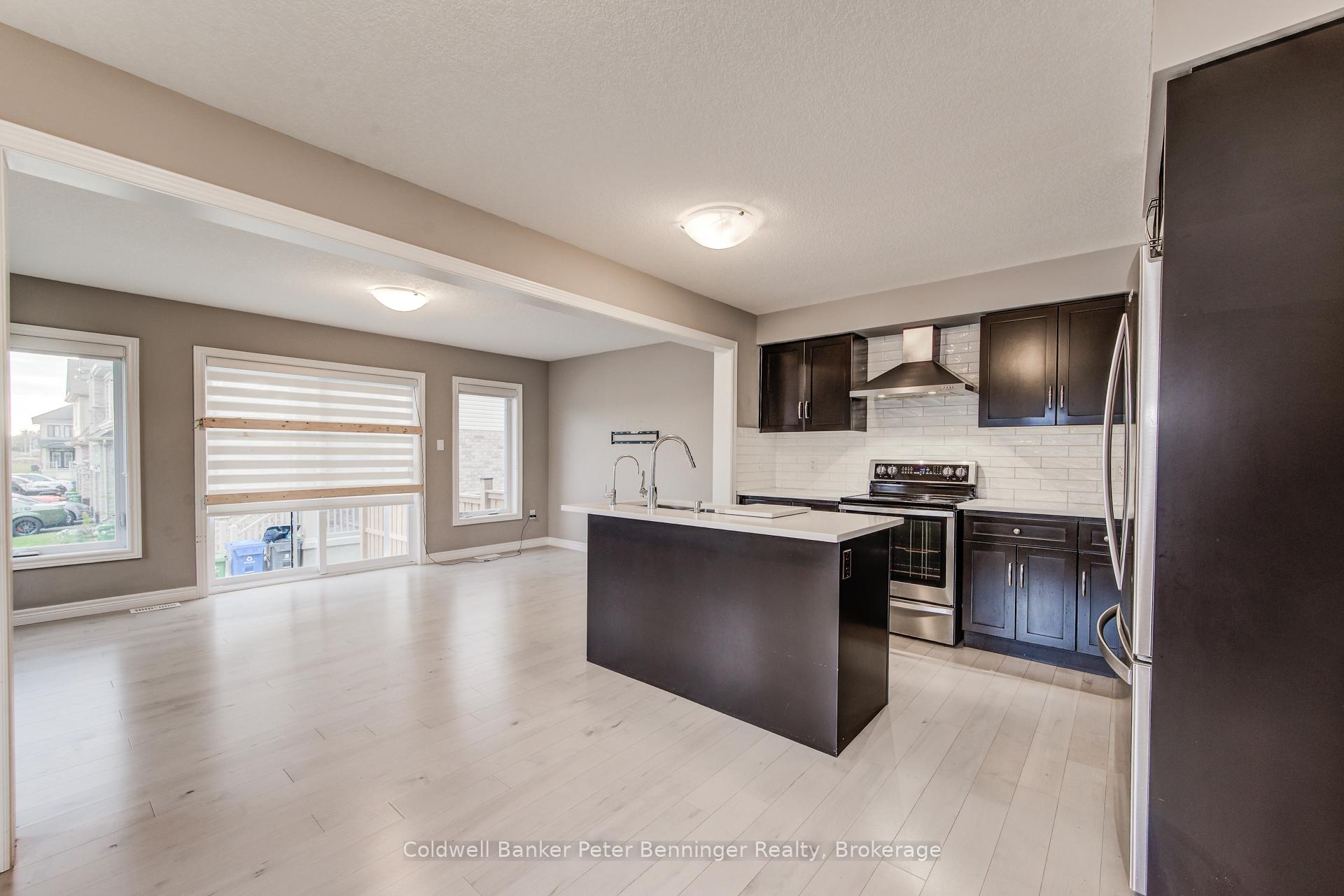 Photo 13 of 77 John Brabson Crescent, Guelph, Kortright East — HOMEH
