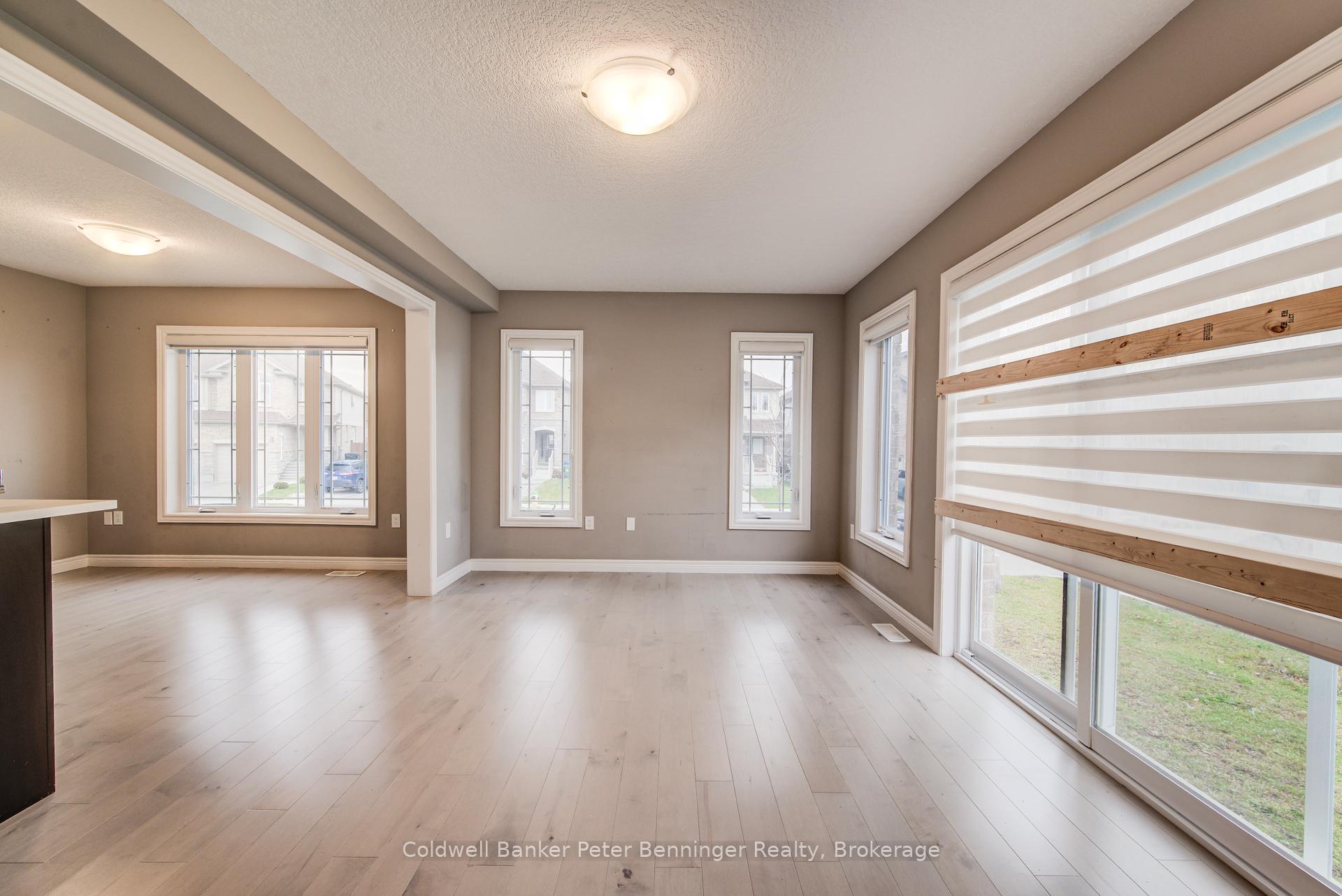 Photo 22 of 77 John Brabson Crescent, Guelph, Kortright East — HOMEH