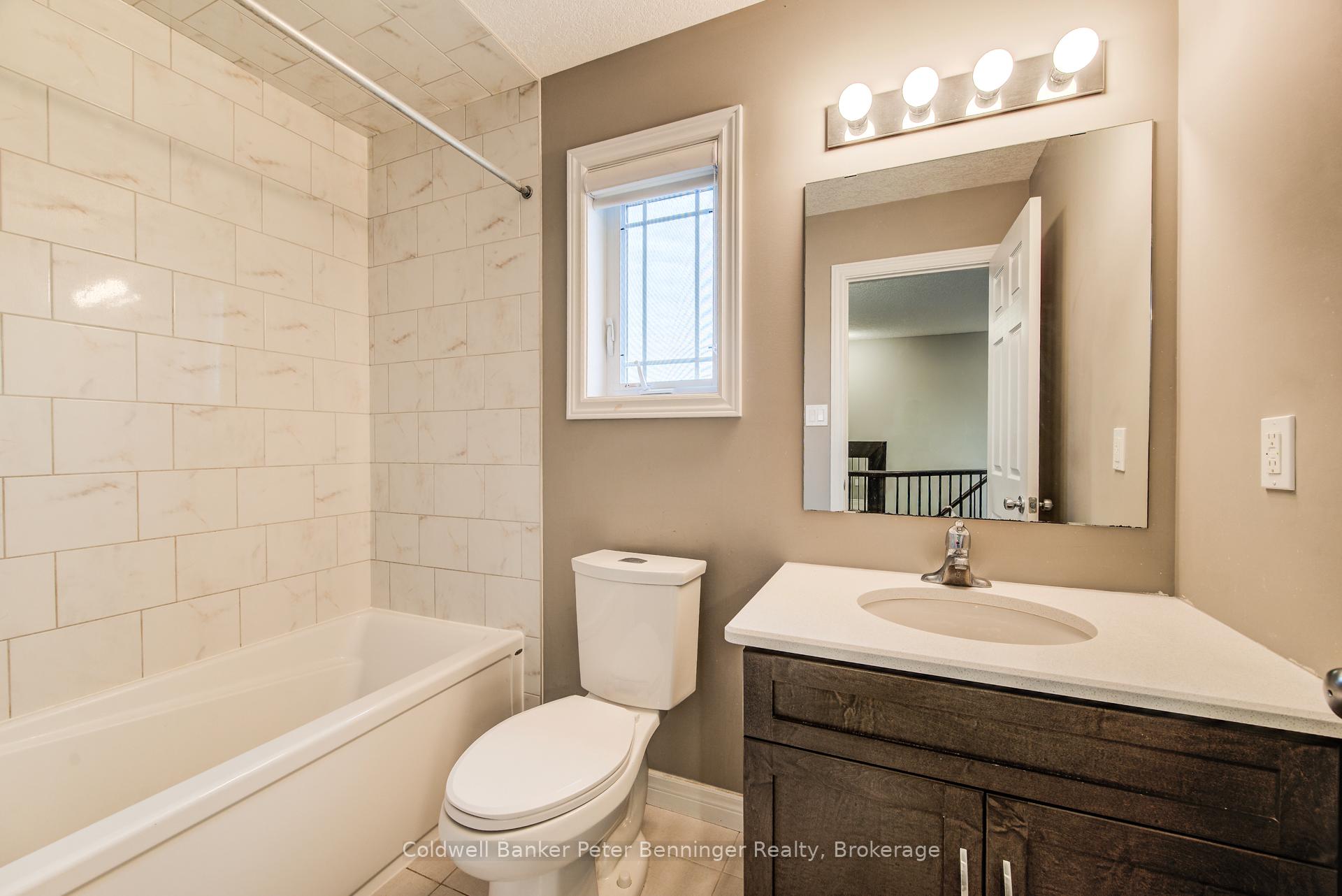 Photo 30 of 77 John Brabson Crescent, Guelph, Kortright East — HOMEH