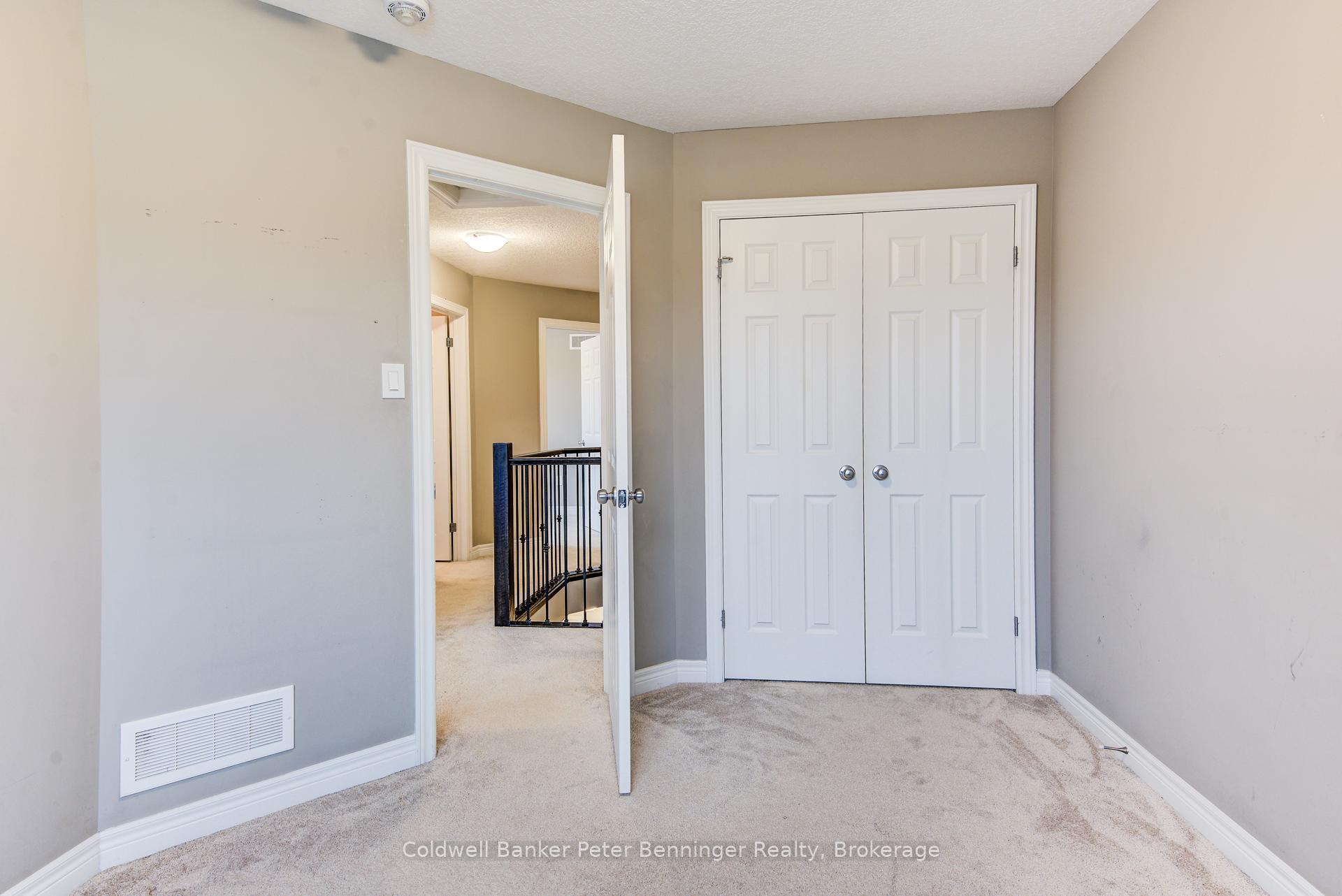 Photo 34 of 77 John Brabson Crescent, Guelph, Kortright East — HOMEH