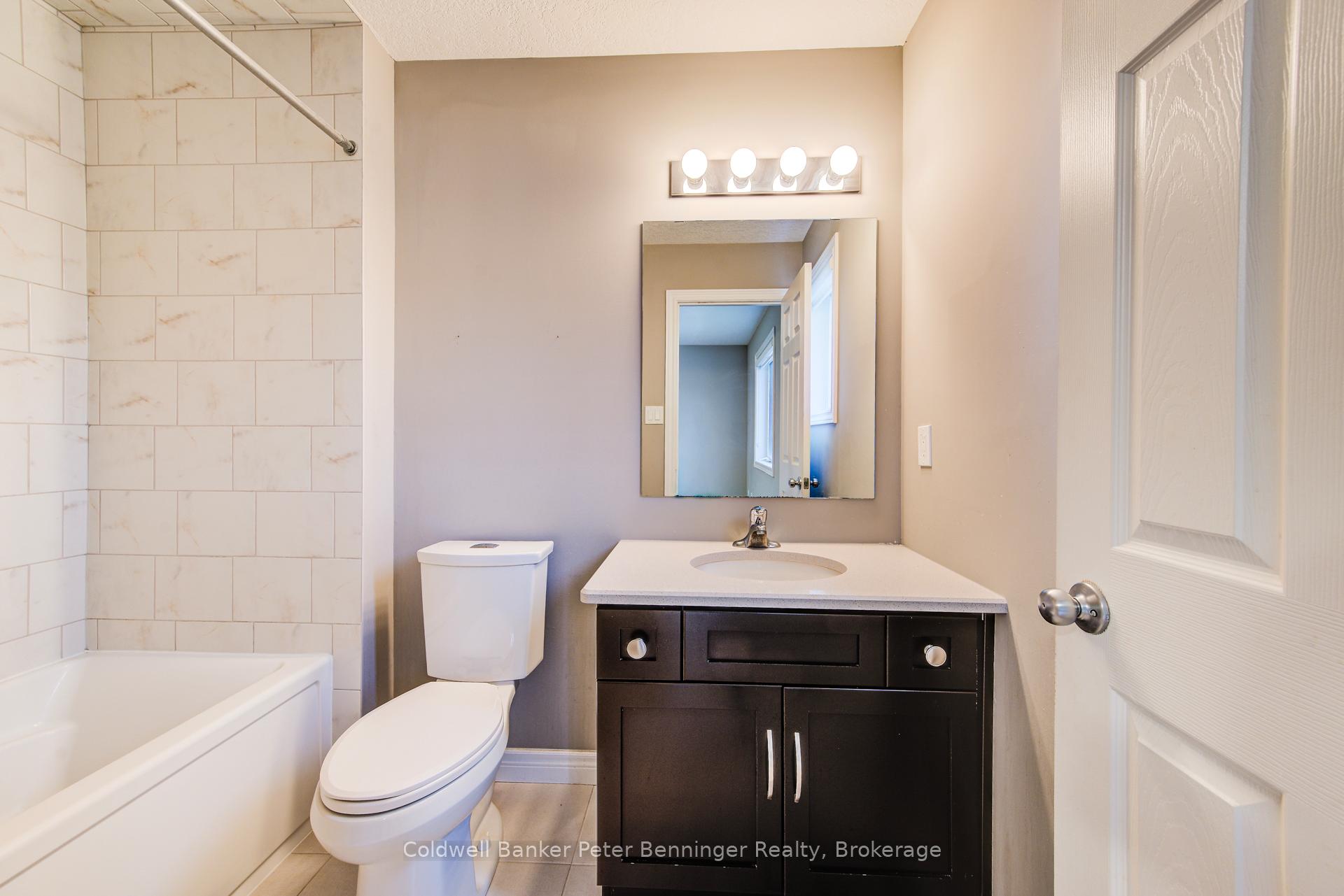 Photo 40 of 77 John Brabson Crescent, Guelph, Kortright East — HOMEH