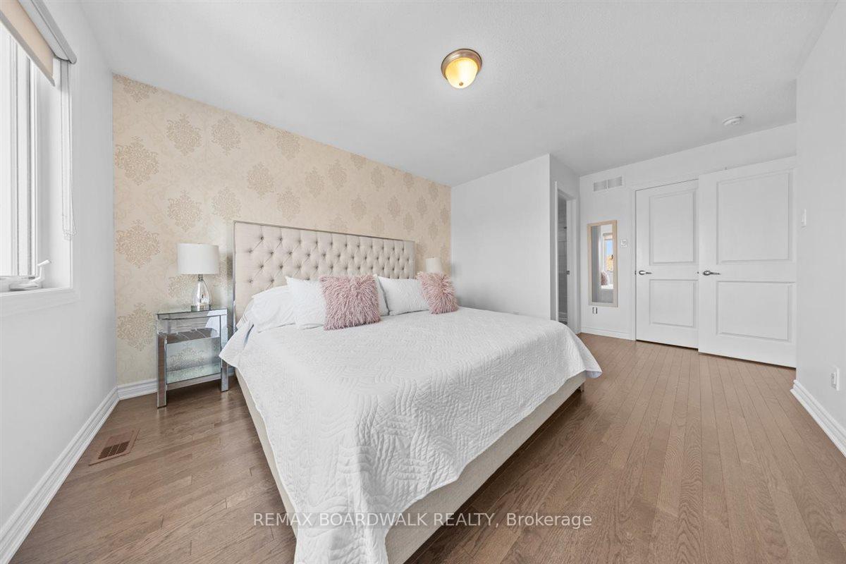 Photo 15 of 446 Meadowbreeze Drive, Ottawa, Kanata - Emerald Meadows/Trailwest — HOMEH
