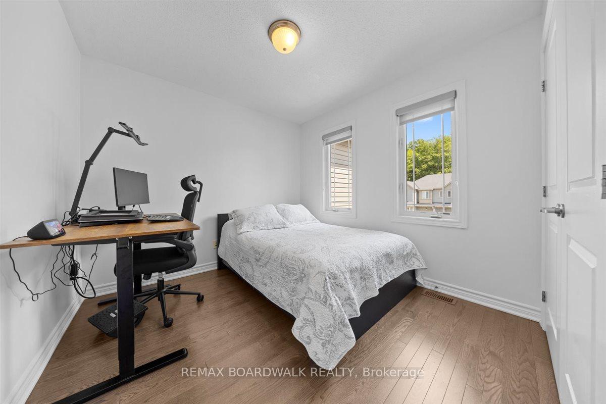 Photo 18 of 446 Meadowbreeze Drive, Ottawa, Kanata - Emerald Meadows/Trailwest — HOMEH