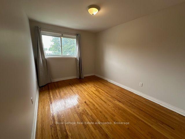 Photo 10 of 13 Edwin Drive, Brampton, Brampton South — HOMEH