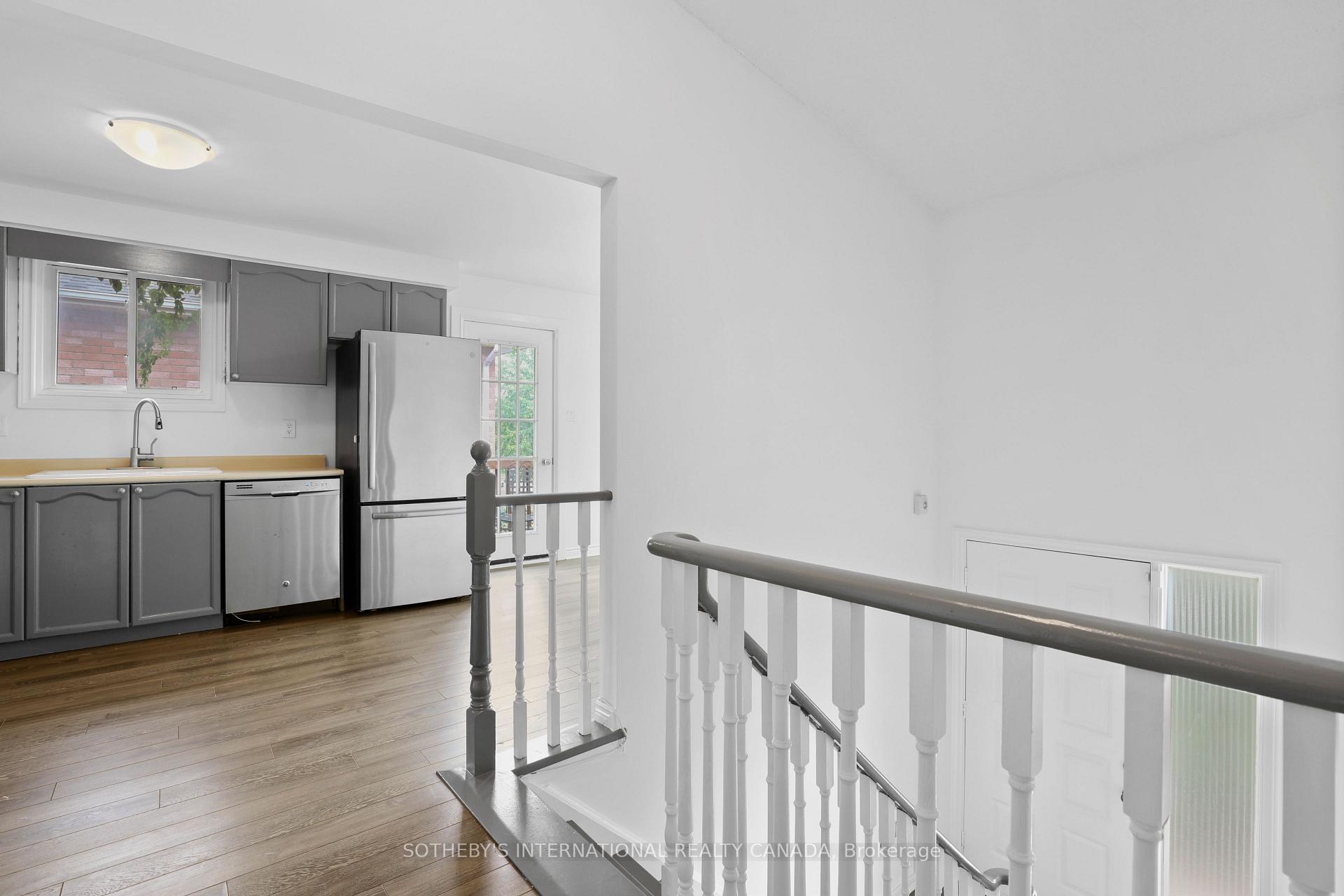 Photo 9 of 12 Dunkin Avenue, Clarington, Courtice — HOMEH