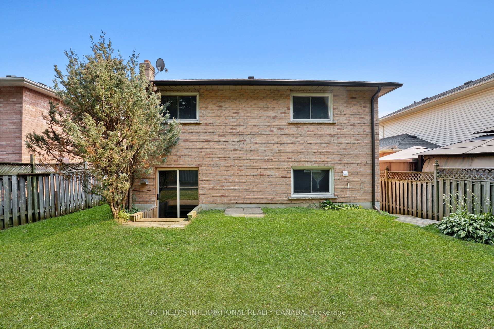 Photo 39 of 12 Dunkin Avenue, Clarington, Courtice — HOMEH