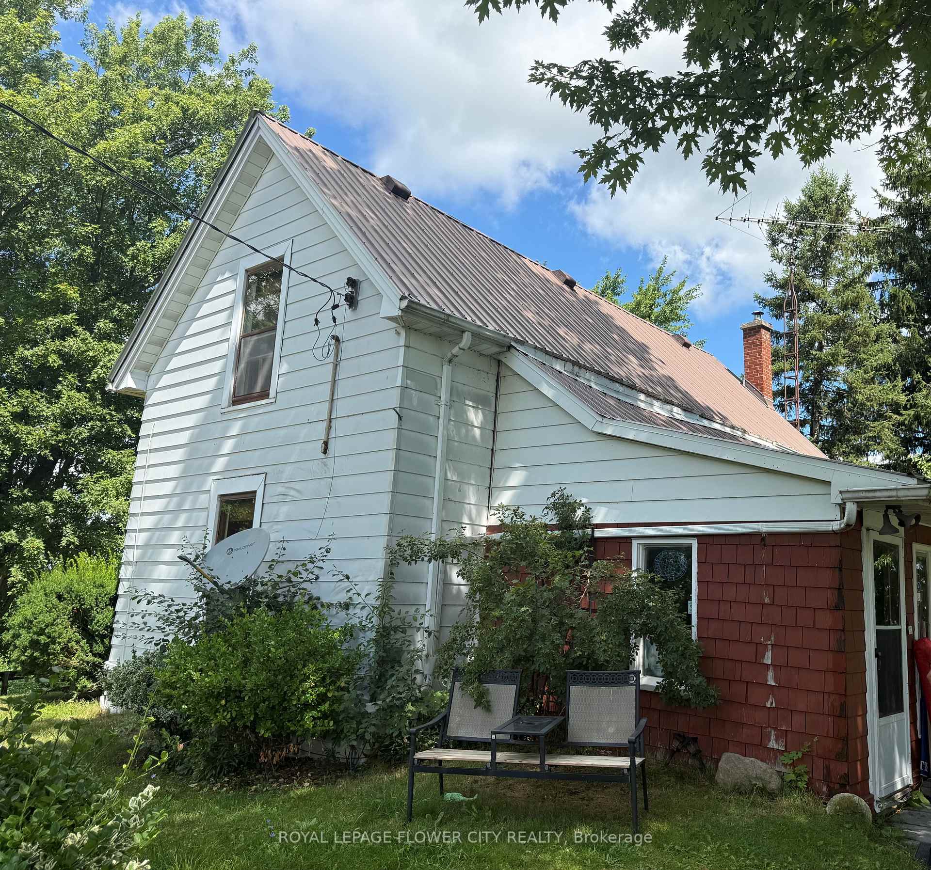Photo 5 of 422 Mcclung Road, Haldimand — HOMEH
