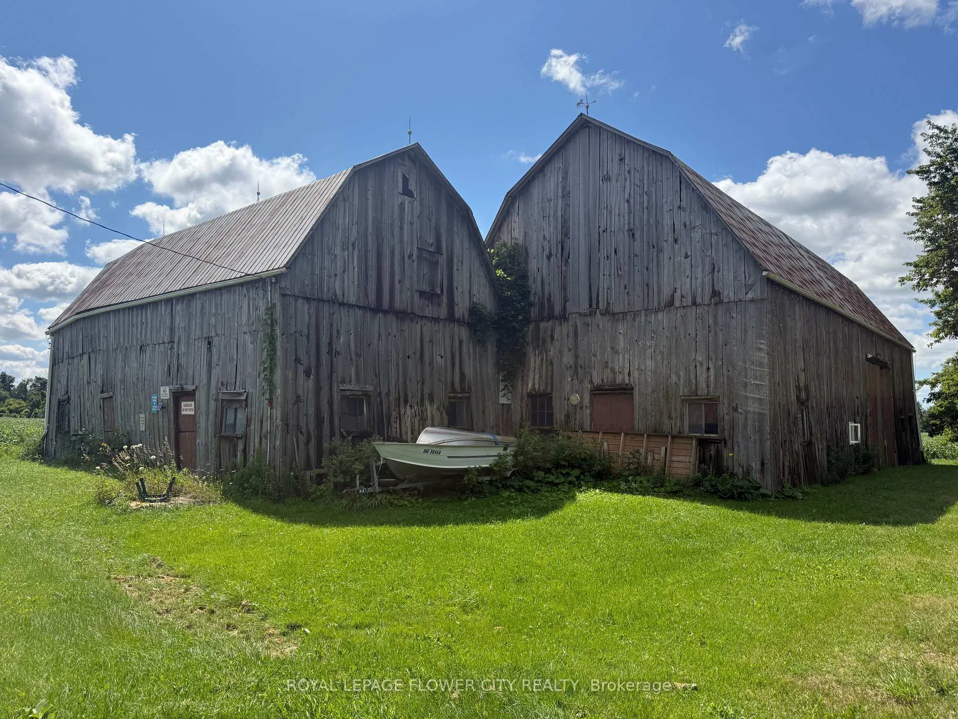 Photo 3 of 422 Mcclung Road, Haldimand — HOMEH