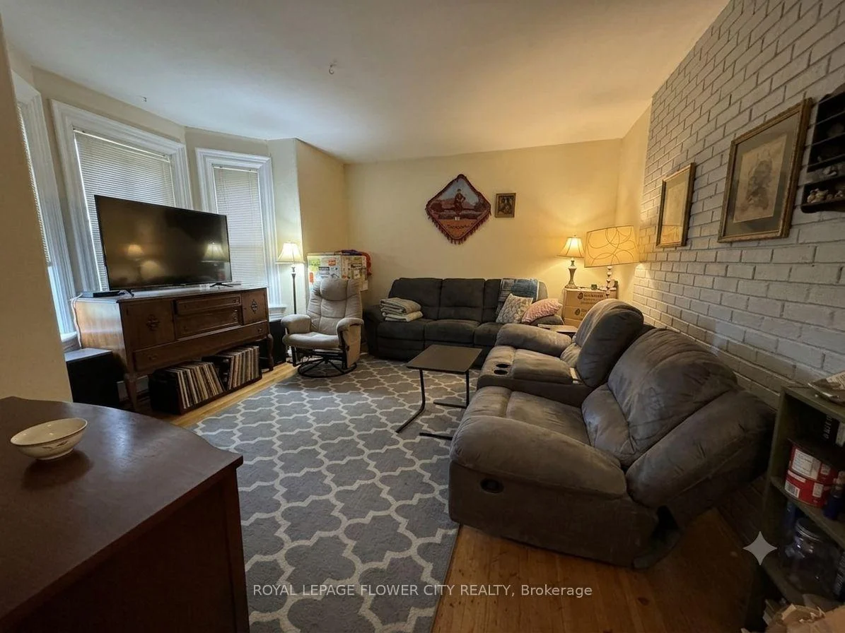 Photo 9 of 422 Mcclung Road, Haldimand — HOMEH