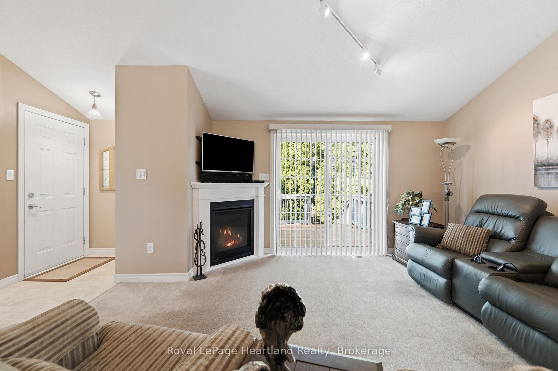 Photo 5 of 10 Huron Lane, Ashfield-Colborne-Wawanosh, Colborne — HOMEH