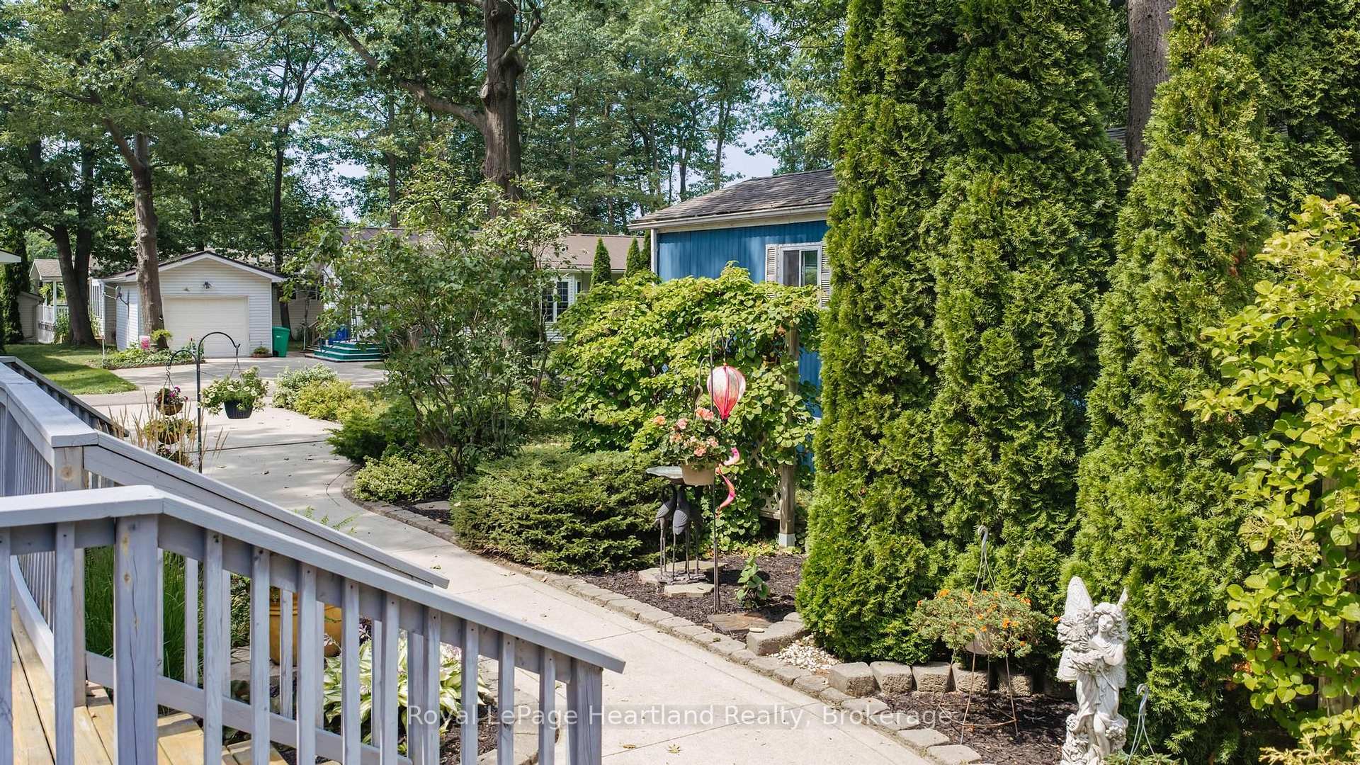 Photo 33 of 10 Huron Lane, Ashfield-Colborne-Wawanosh, Colborne — HOMEH