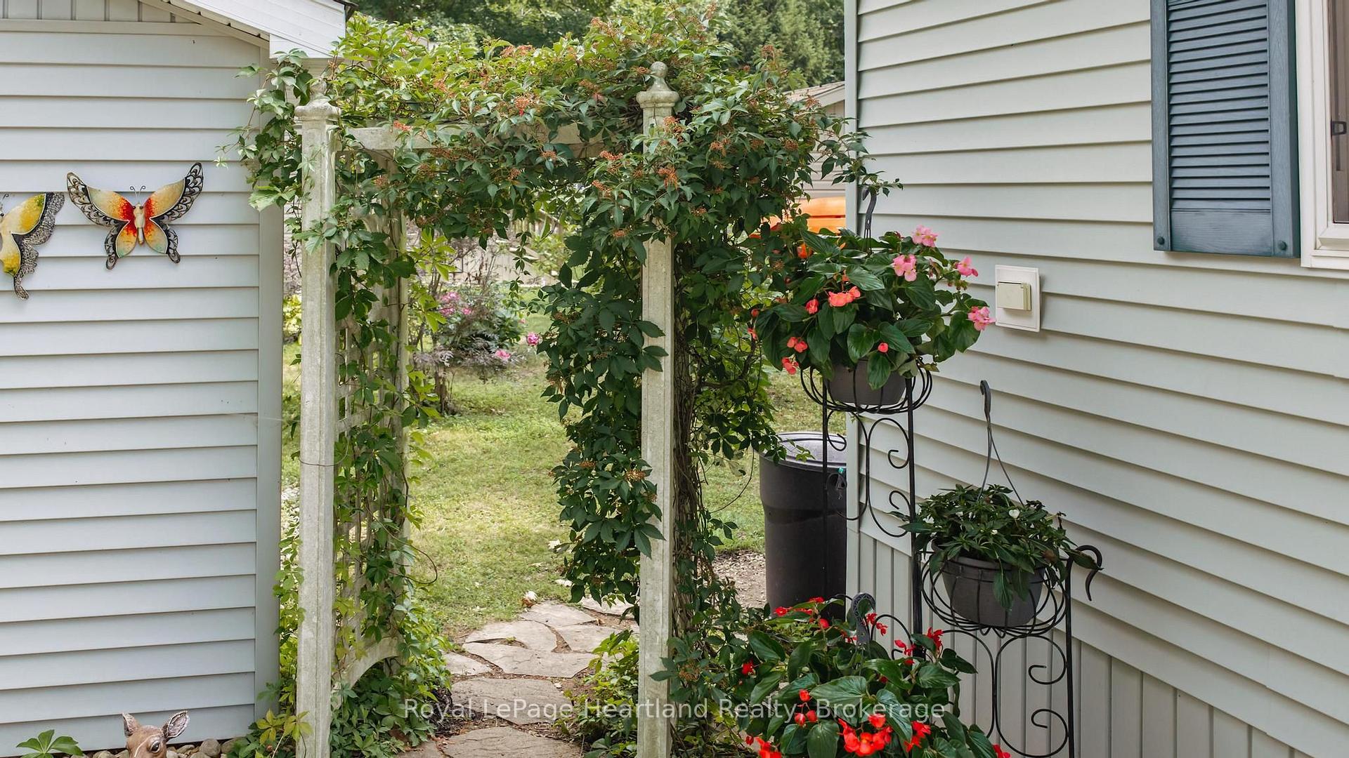 Photo 35 of 10 Huron Lane, Ashfield-Colborne-Wawanosh, Colborne — HOMEH
