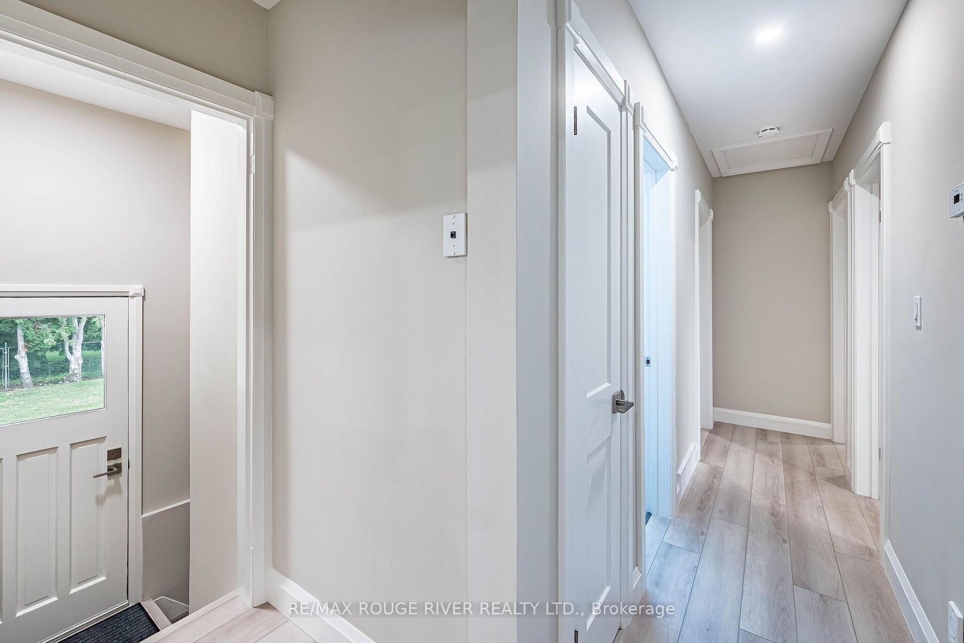 Photo 21 of 25 Clearview Heights, St. Catharines, Burleigh Hill — HOMEH