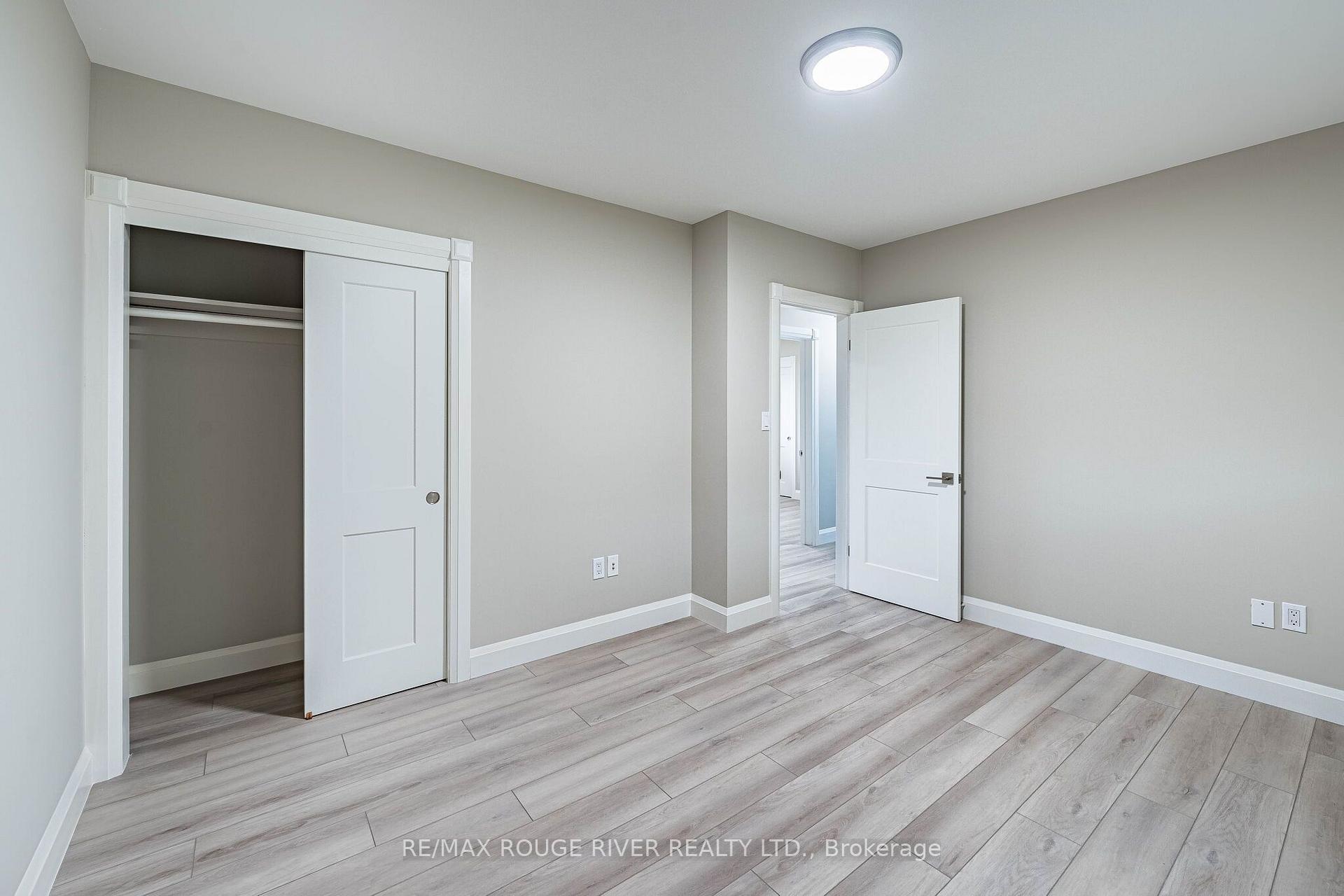 Photo 24 of 25 Clearview Heights, St. Catharines, Burleigh Hill — HOMEH