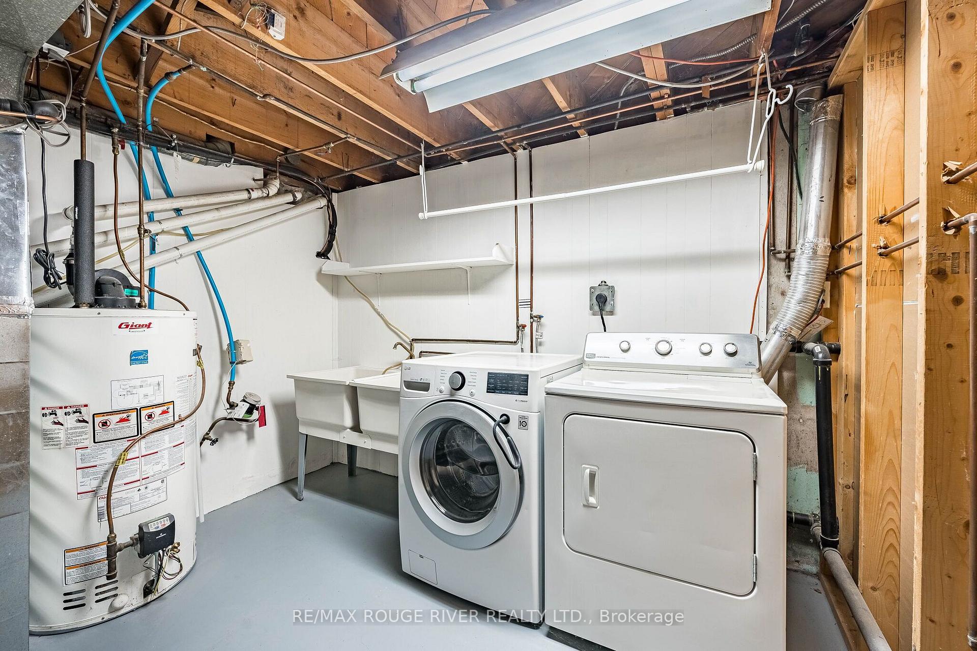 Photo 43 of 25 Clearview Heights, St. Catharines, Burleigh Hill — HOMEH
