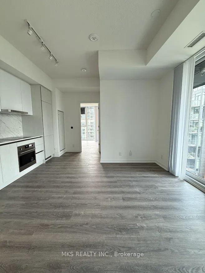 Photo 3 of Unit 603, 180 Front Street E, Toronto, Moss Park — HOMEH