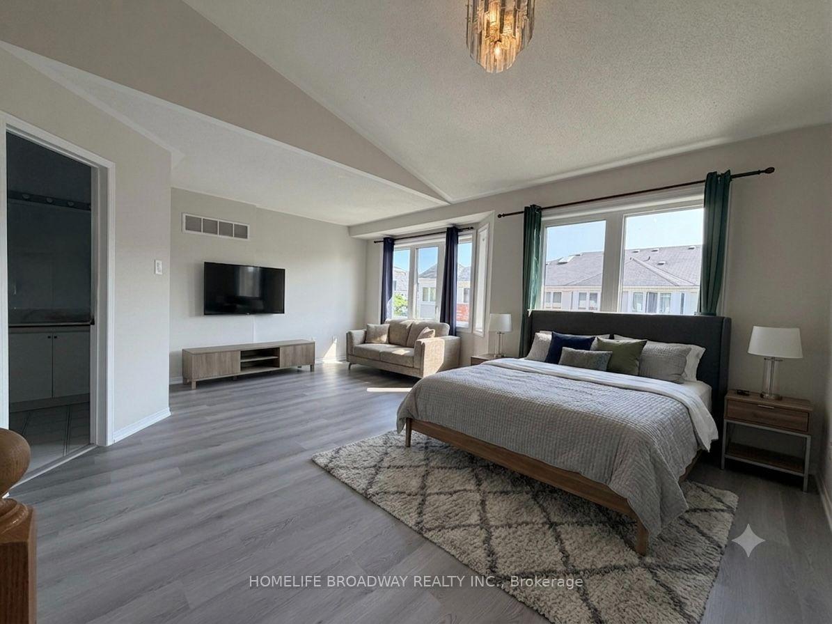 Photo 15 of Unit 55, 18 Clark Avenue W, Vaughan, Crestwood-Springfarm-Yorkhill — HOMEH