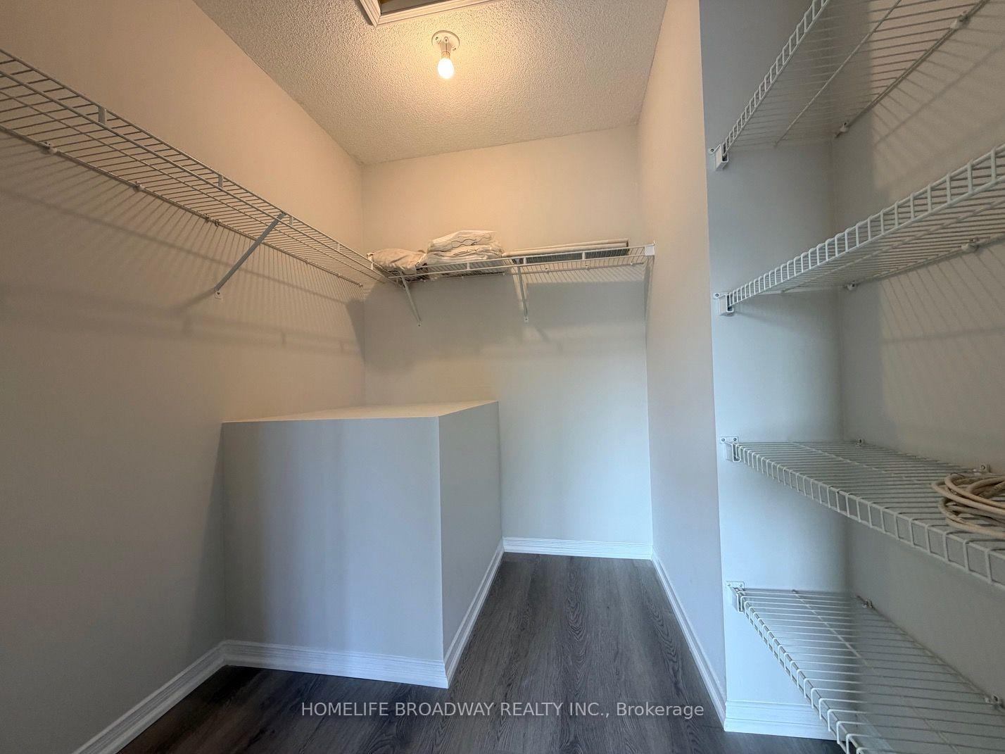 Photo 16 of Unit 55, 18 Clark Avenue W, Vaughan, Crestwood-Springfarm-Yorkhill — HOMEH