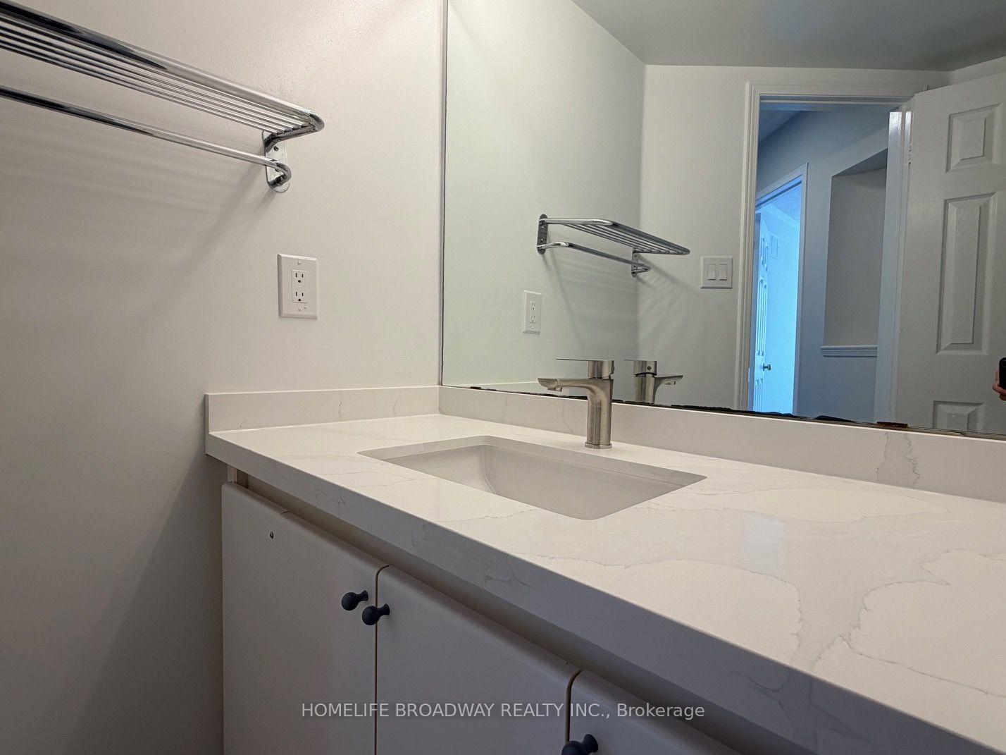 Photo 23 of Unit 55, 18 Clark Avenue W, Vaughan, Crestwood-Springfarm-Yorkhill — HOMEH