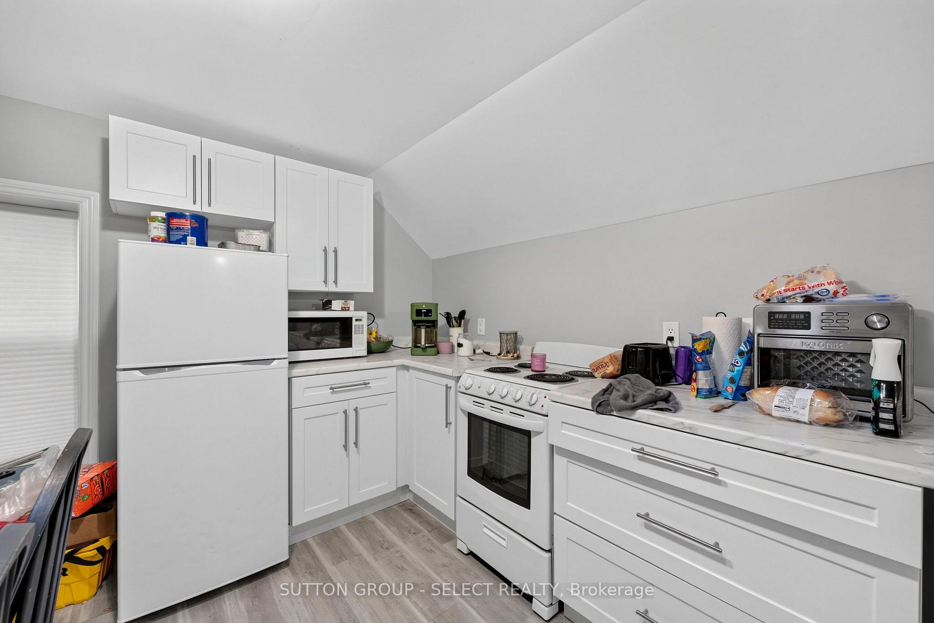Photo 8 of 103 King Street, Bluewater, Hensall — HOMEH