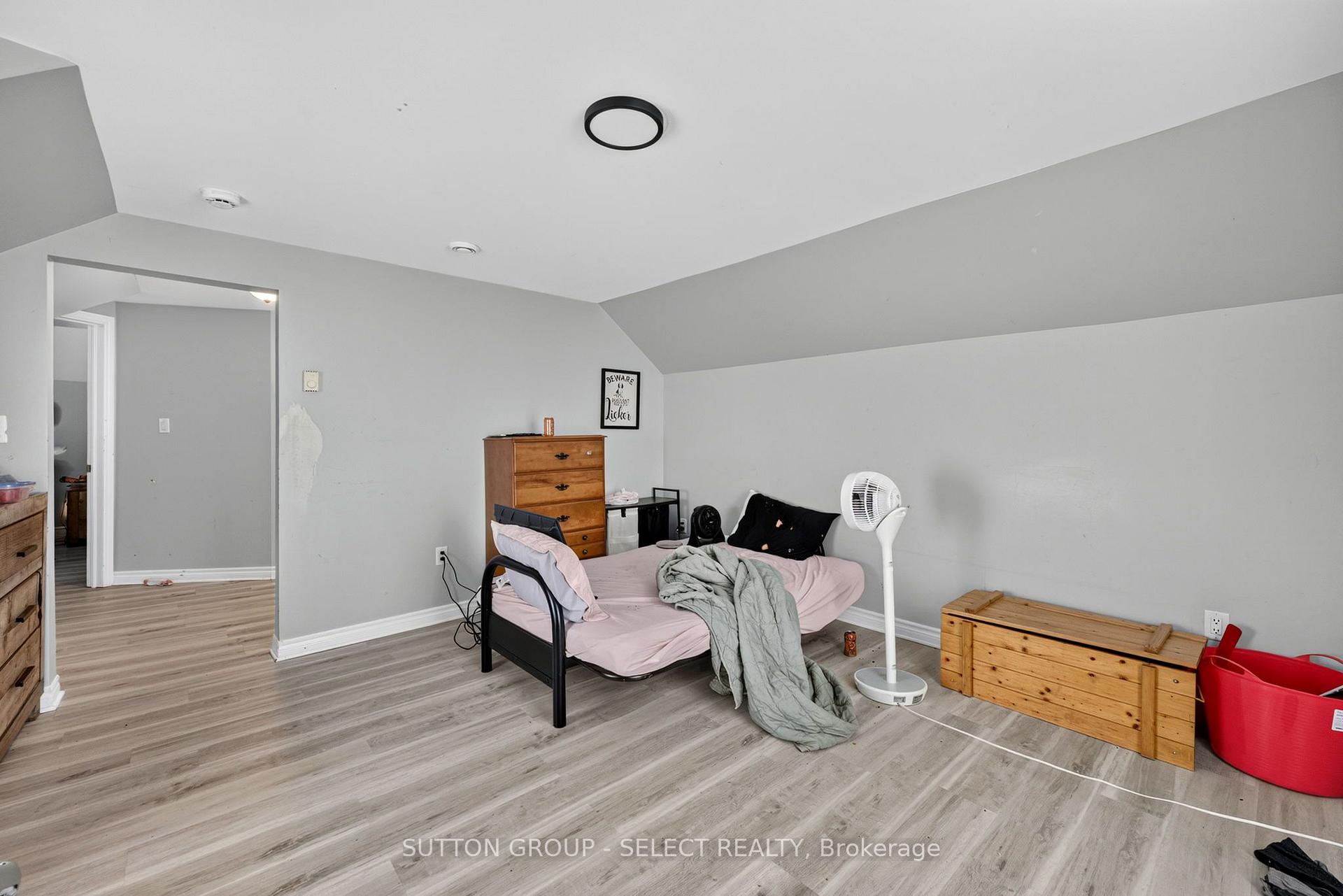 Photo 10 of 103 King Street, Bluewater, Hensall — HOMEH