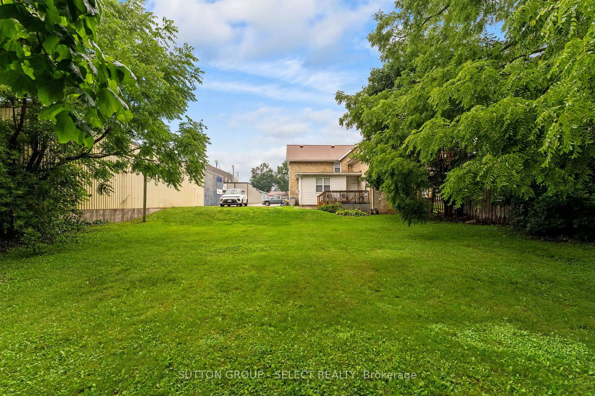 Photo 22 of 103 King Street, Bluewater, Hensall — HOMEH