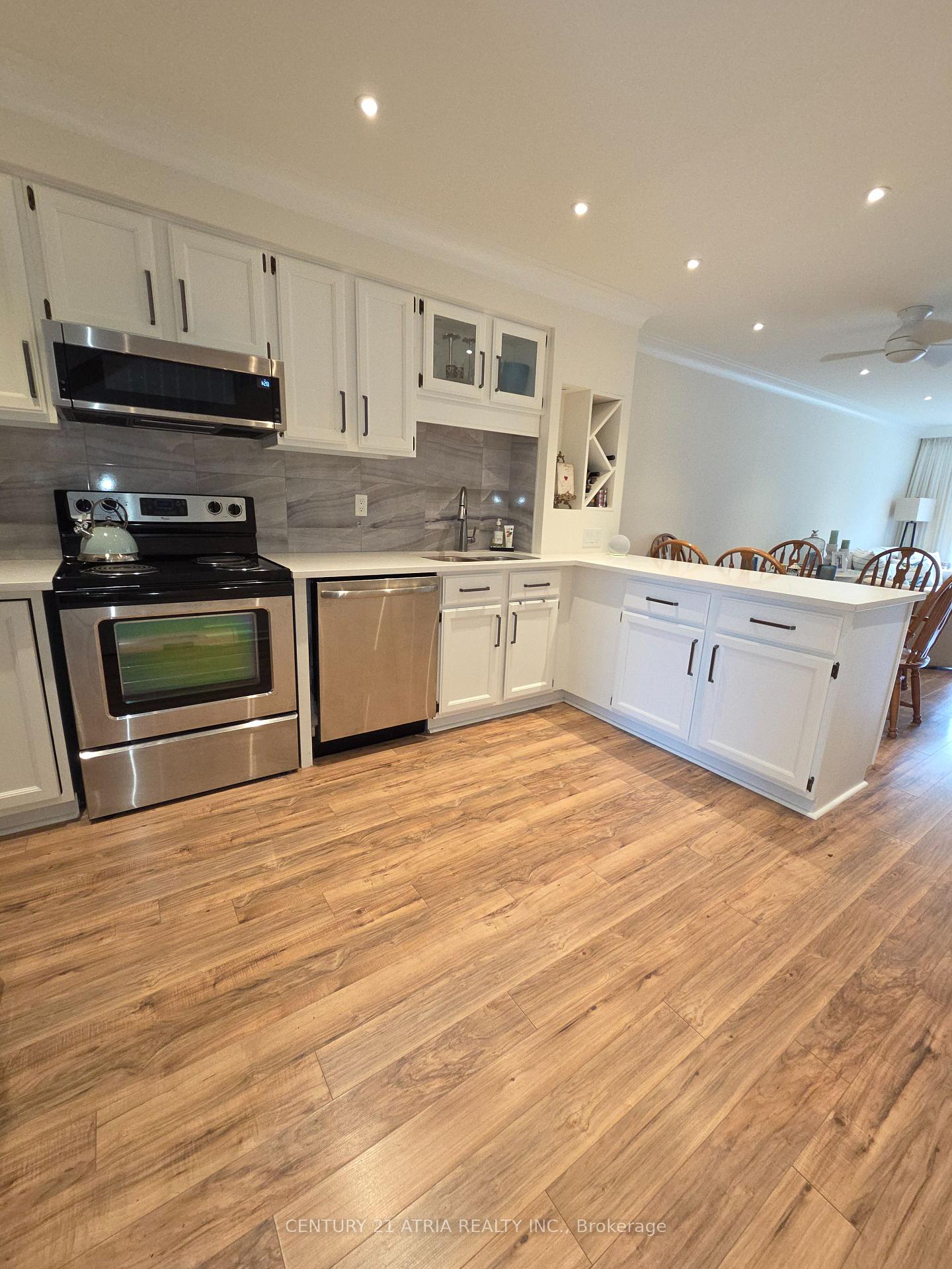 Photo 5 of Unit 24, 4 Paradise Boulevard, Ramara, Rural Ramara — HOMEH