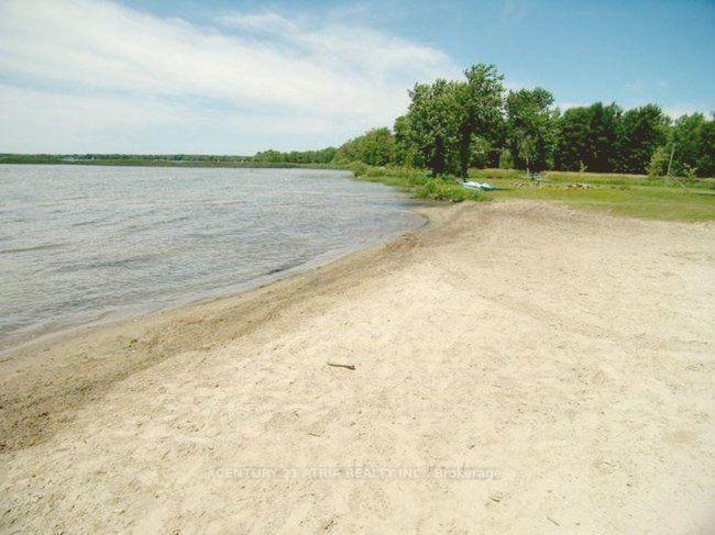 Photo 31 of Unit 24, 4 Paradise Boulevard, Ramara, Rural Ramara — HOMEH