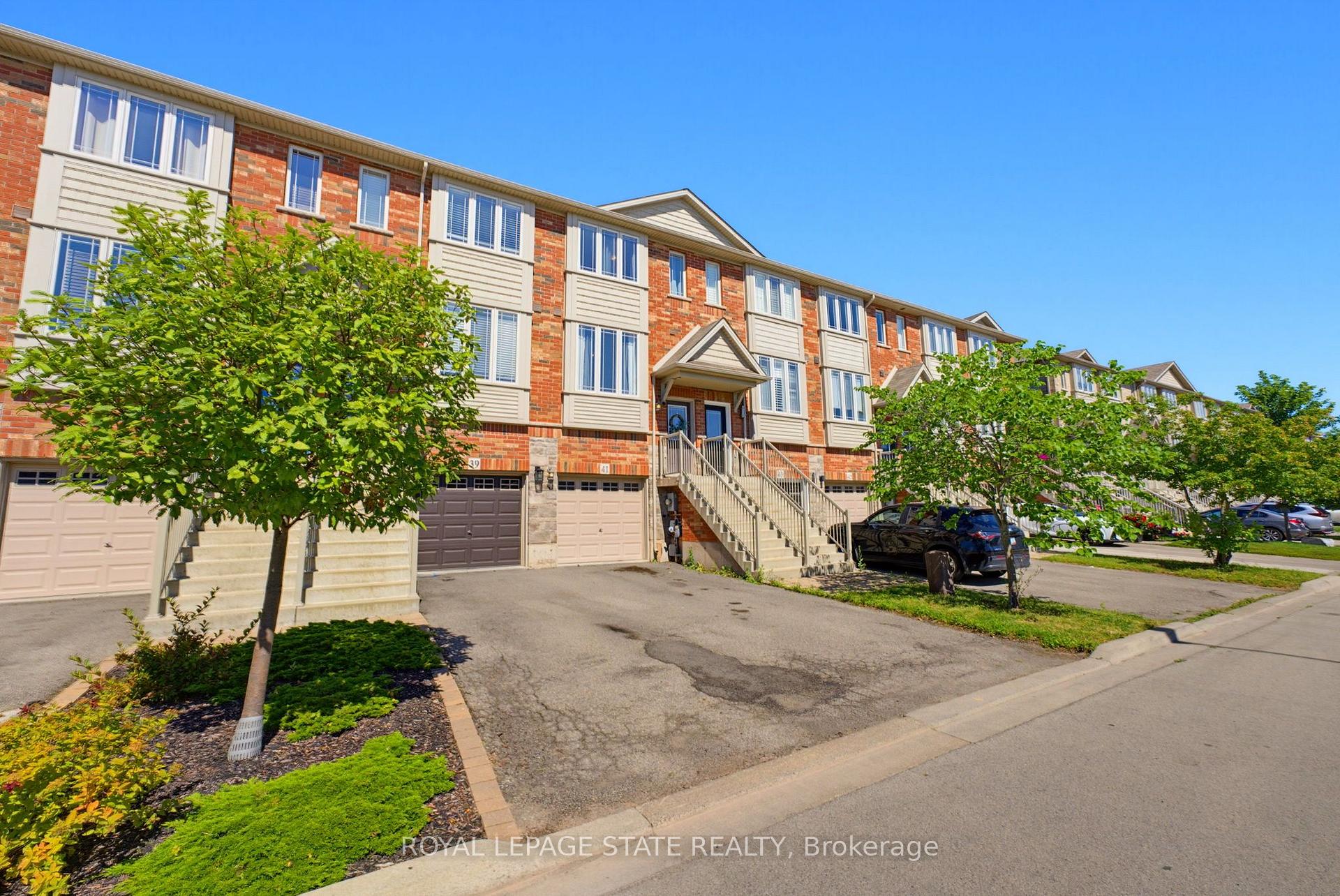Photo 6 of 41 Edenrock Drive, Hamilton, Winona — HOMEH