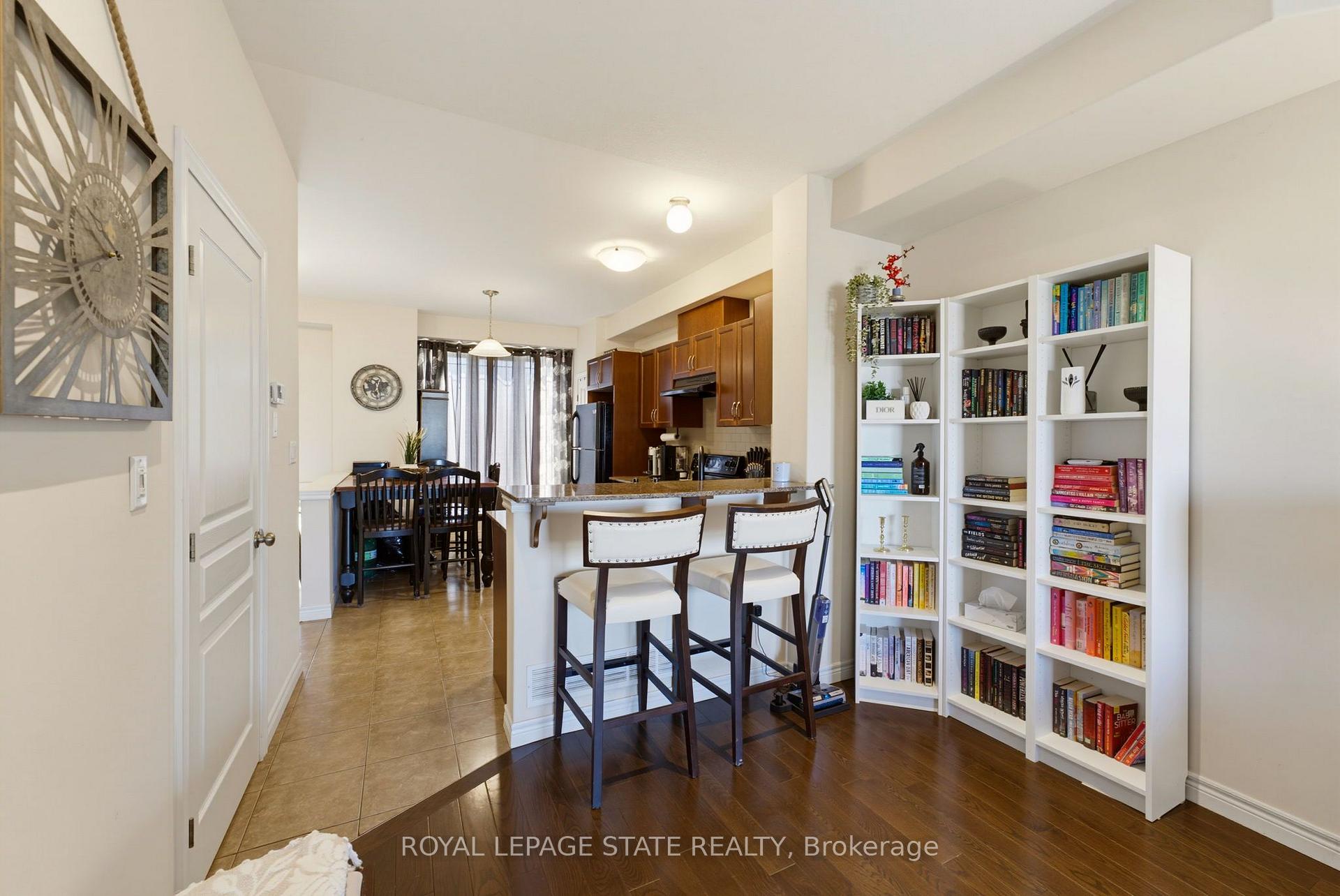 Photo 15 of 41 Edenrock Drive, Hamilton, Winona — HOMEH