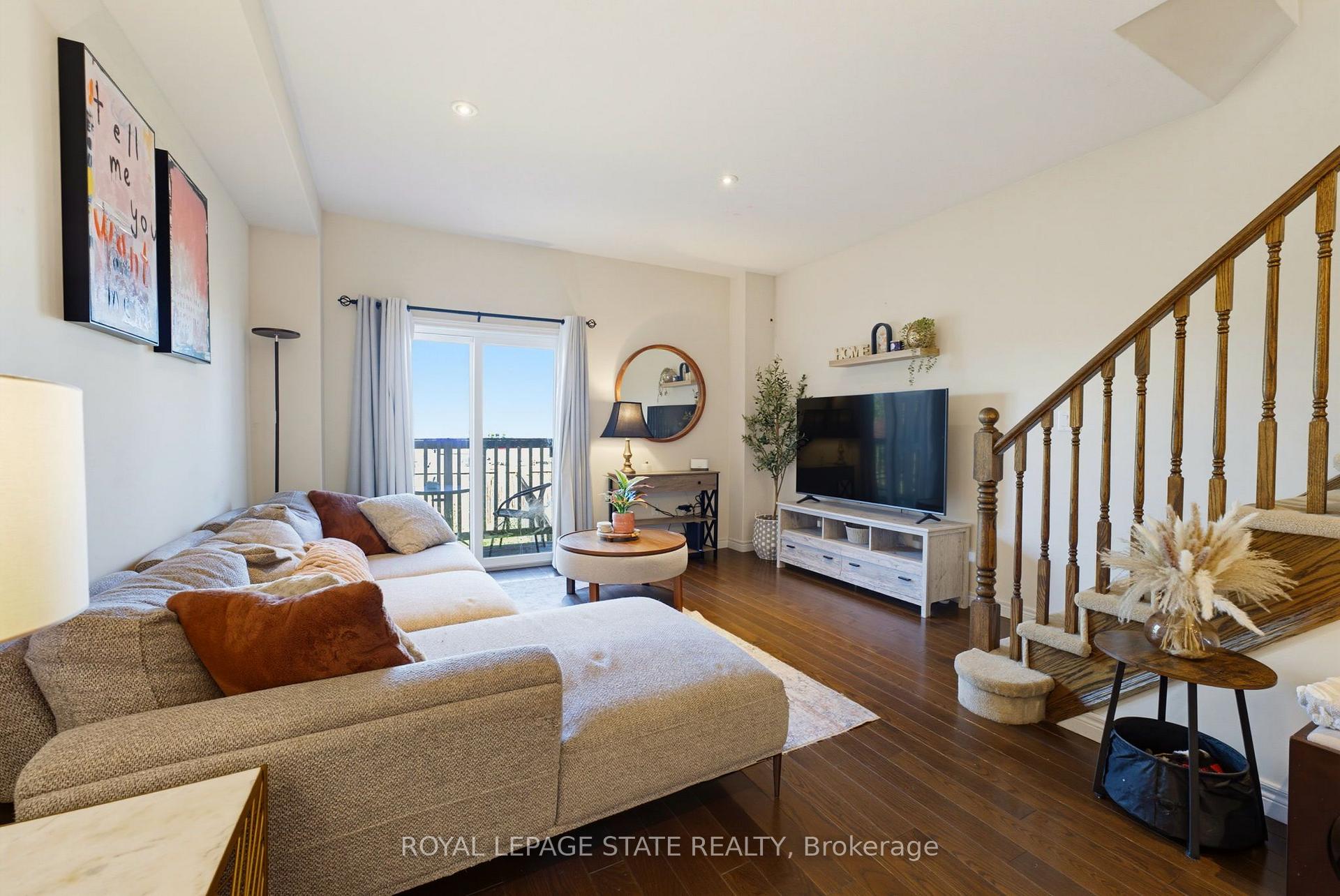 Photo 16 of 41 Edenrock Drive, Hamilton, Winona — HOMEH