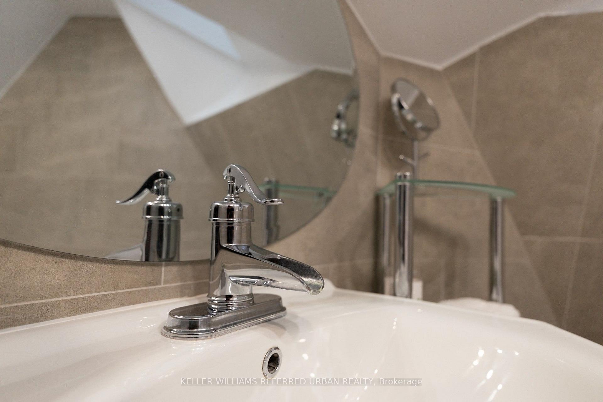 Photo 85 of 6 Elmhurst Drive, Etobicoke, Rexdale-Kipling — HOMEH