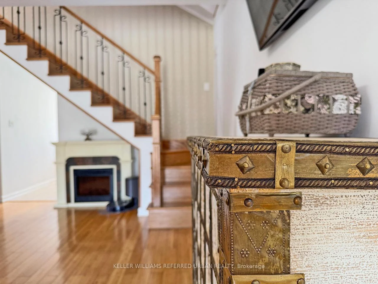 Photo 20 of 6 Elmhurst Drive, Etobicoke, Rexdale-Kipling — HOMEH